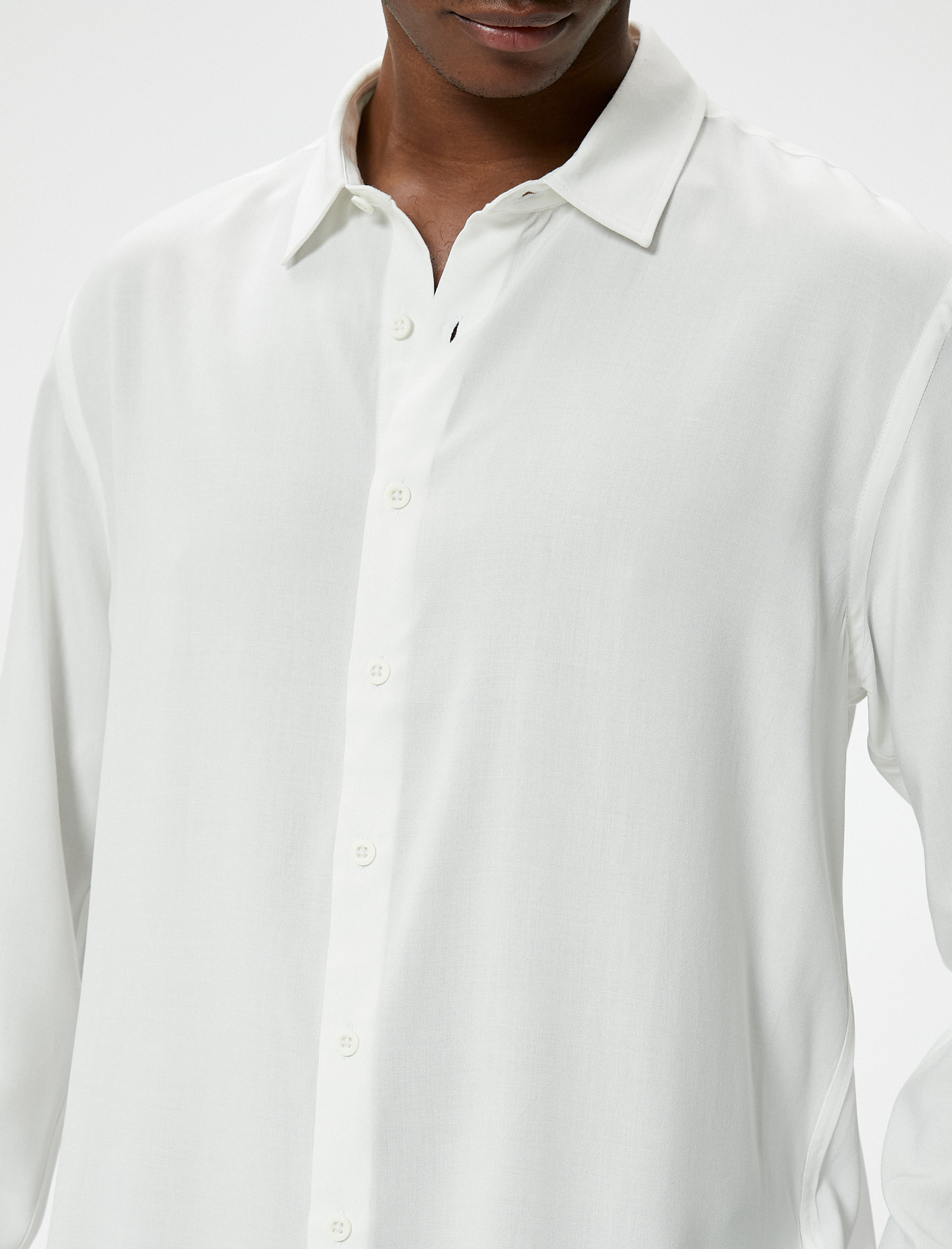   Basic Gömlek Uzun Kollu Klasik Yaka Düğmeli Viskon Regular Fit