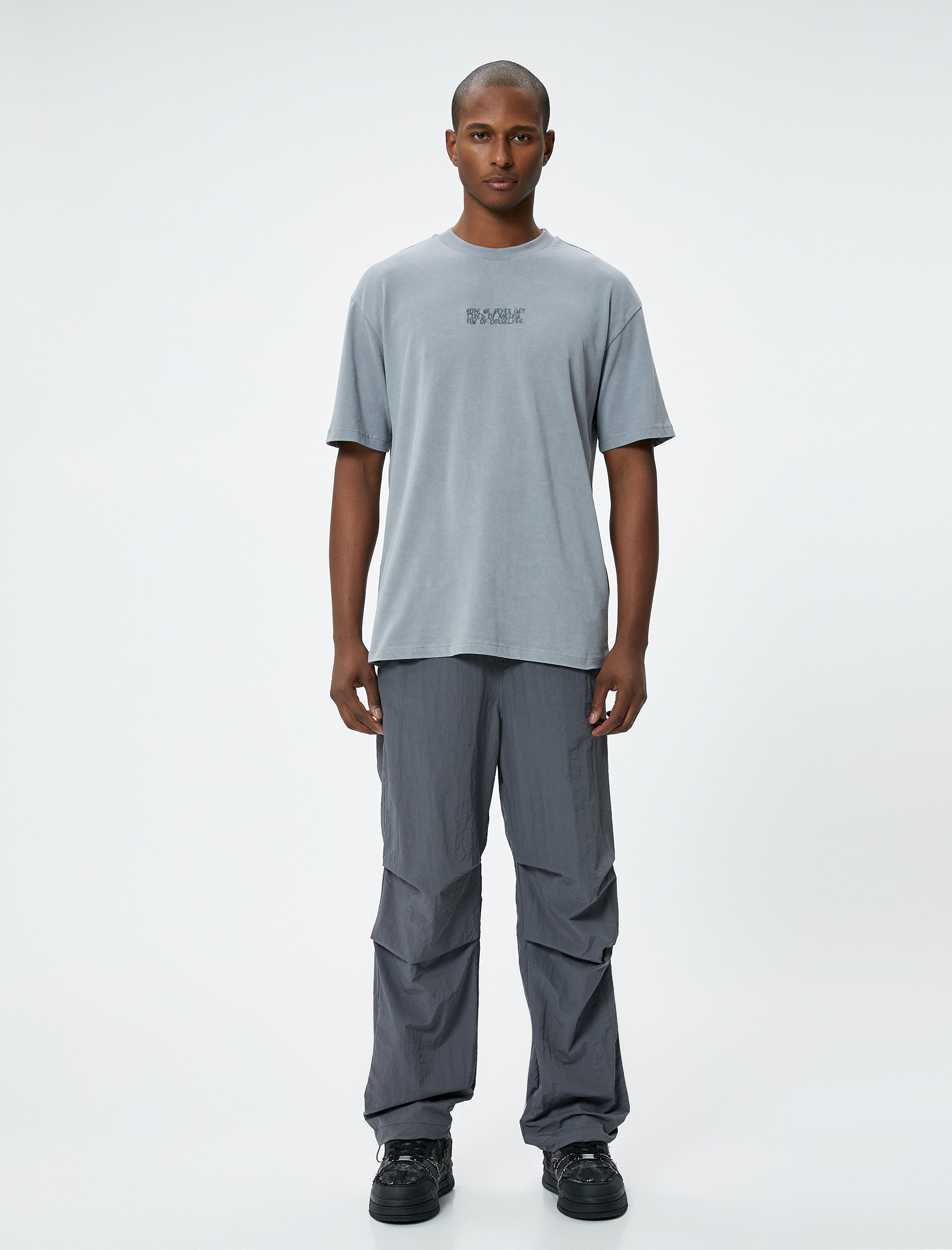   Oversize Tişört Slogan İşlemeli Bisiklet Yaka Kısa Kollu