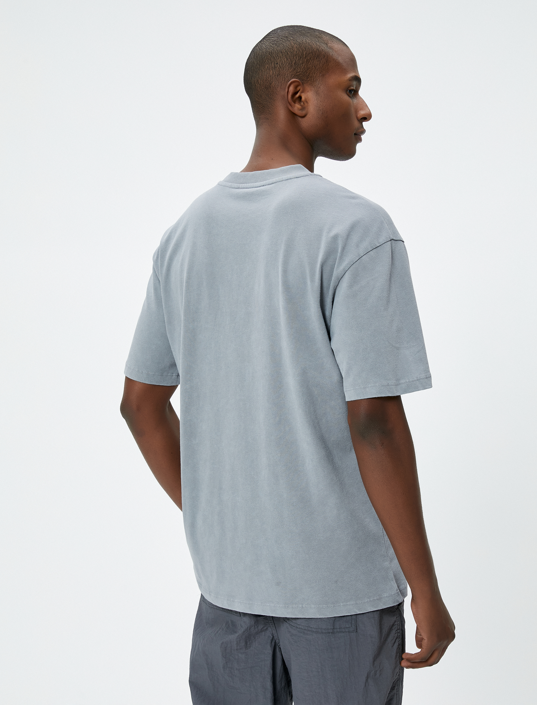   Oversize Tişört Slogan İşlemeli Bisiklet Yaka Kısa Kollu