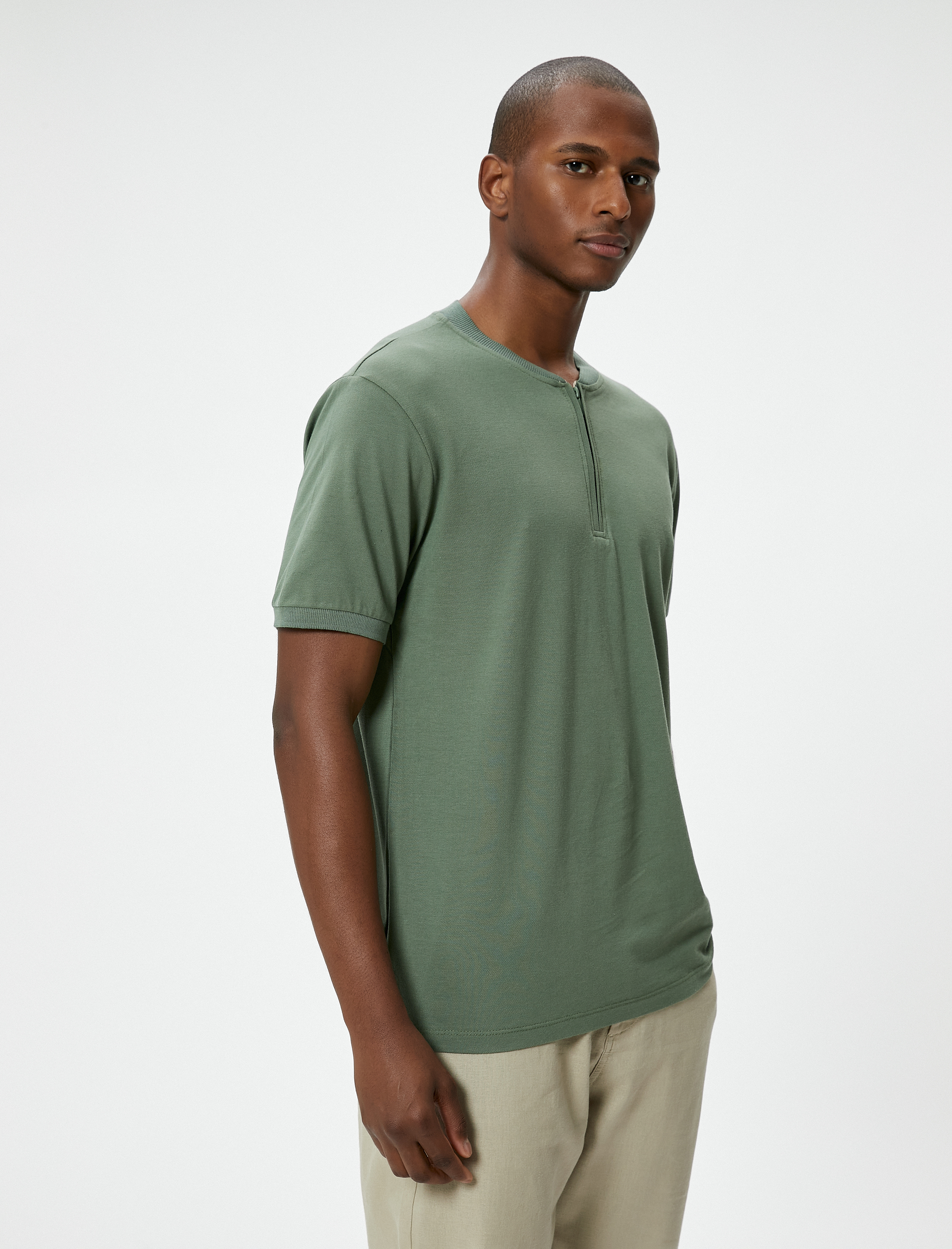   Hakim Yaka Tişört Yarım Fermuarlı Slim Fit Kısa Kollu