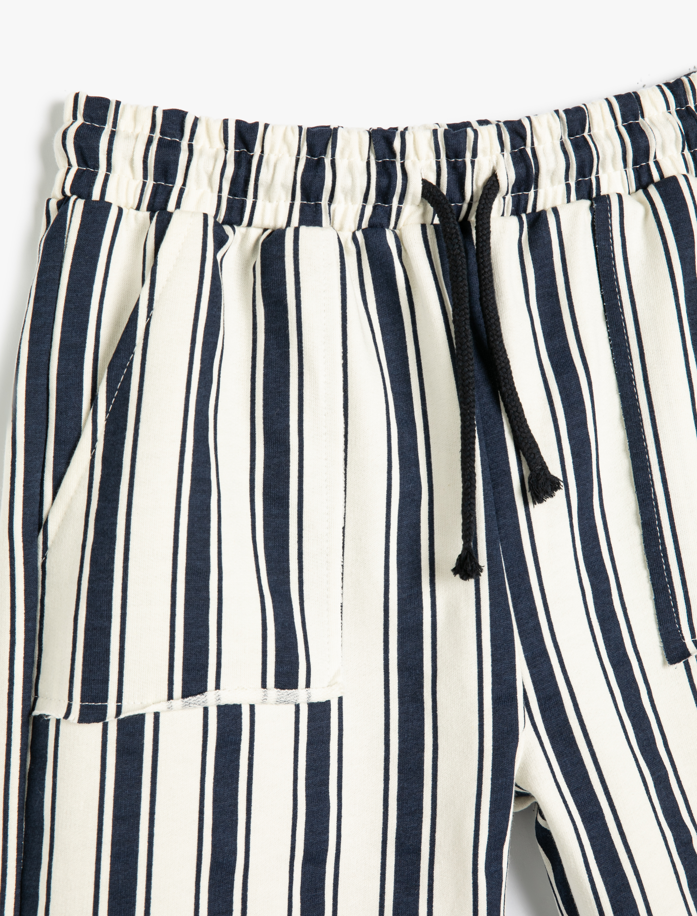  Erkek Çocuk Şort Beli Bağlamalı Cepli Pamuklu