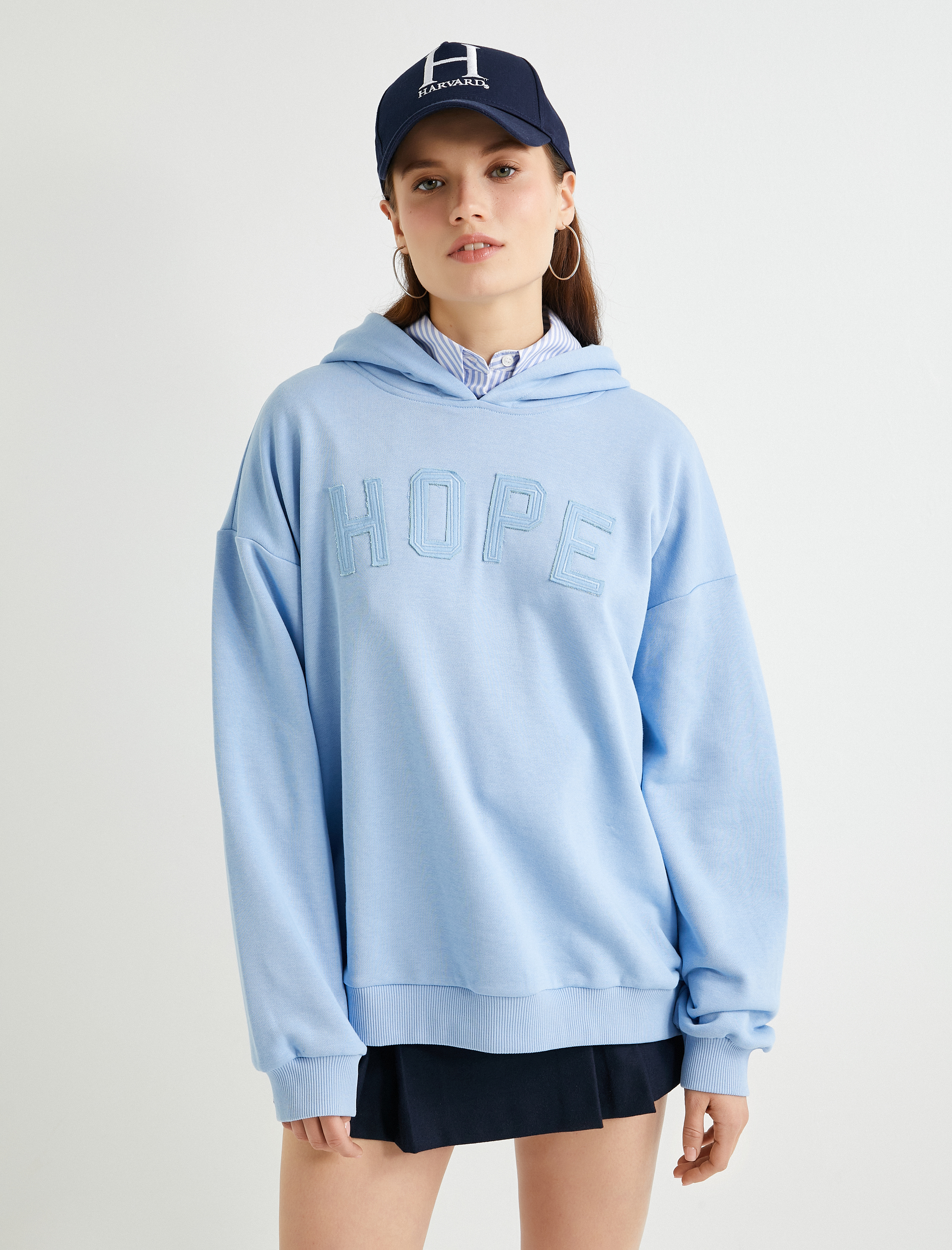   Oversize Sweatshirt Kapüşonlu Sloganlı