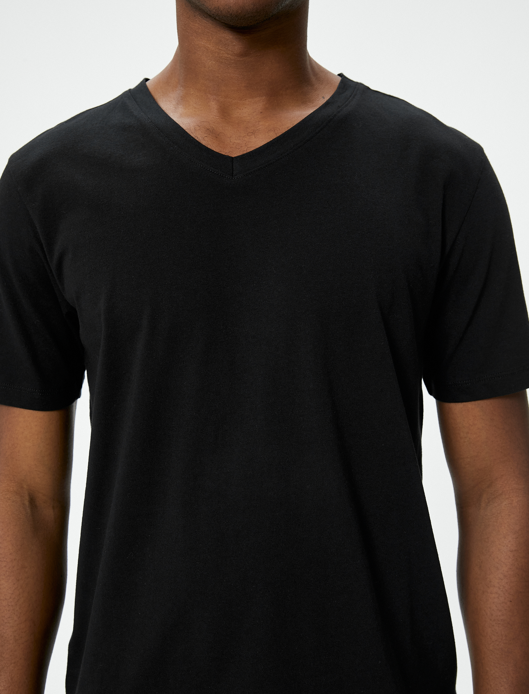   V Yaka Tişört Slim Fit Kısa Kollu Pamuklu