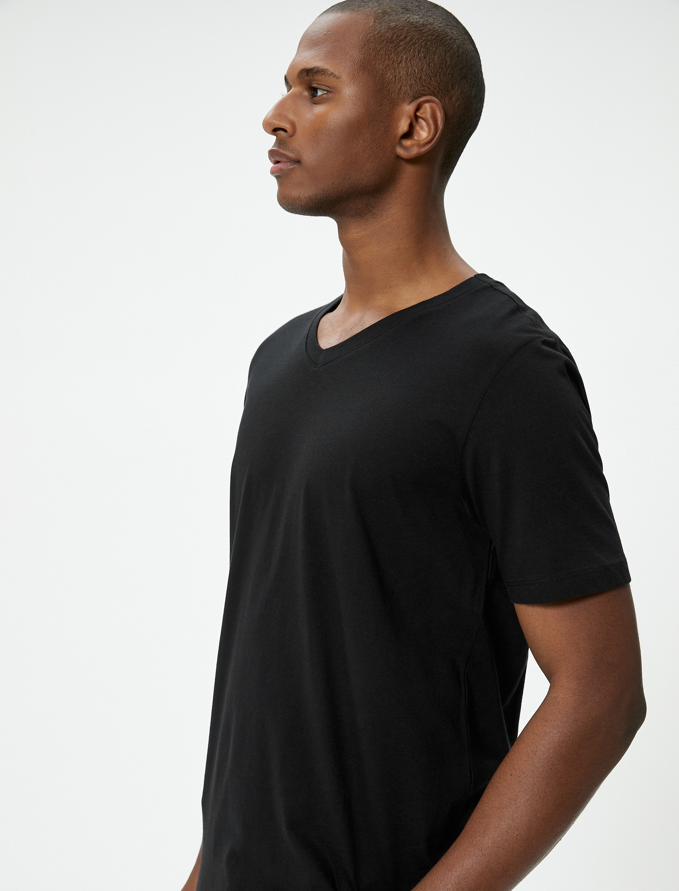   V Yaka Tişört Slim Fit Kısa Kollu Pamuklu