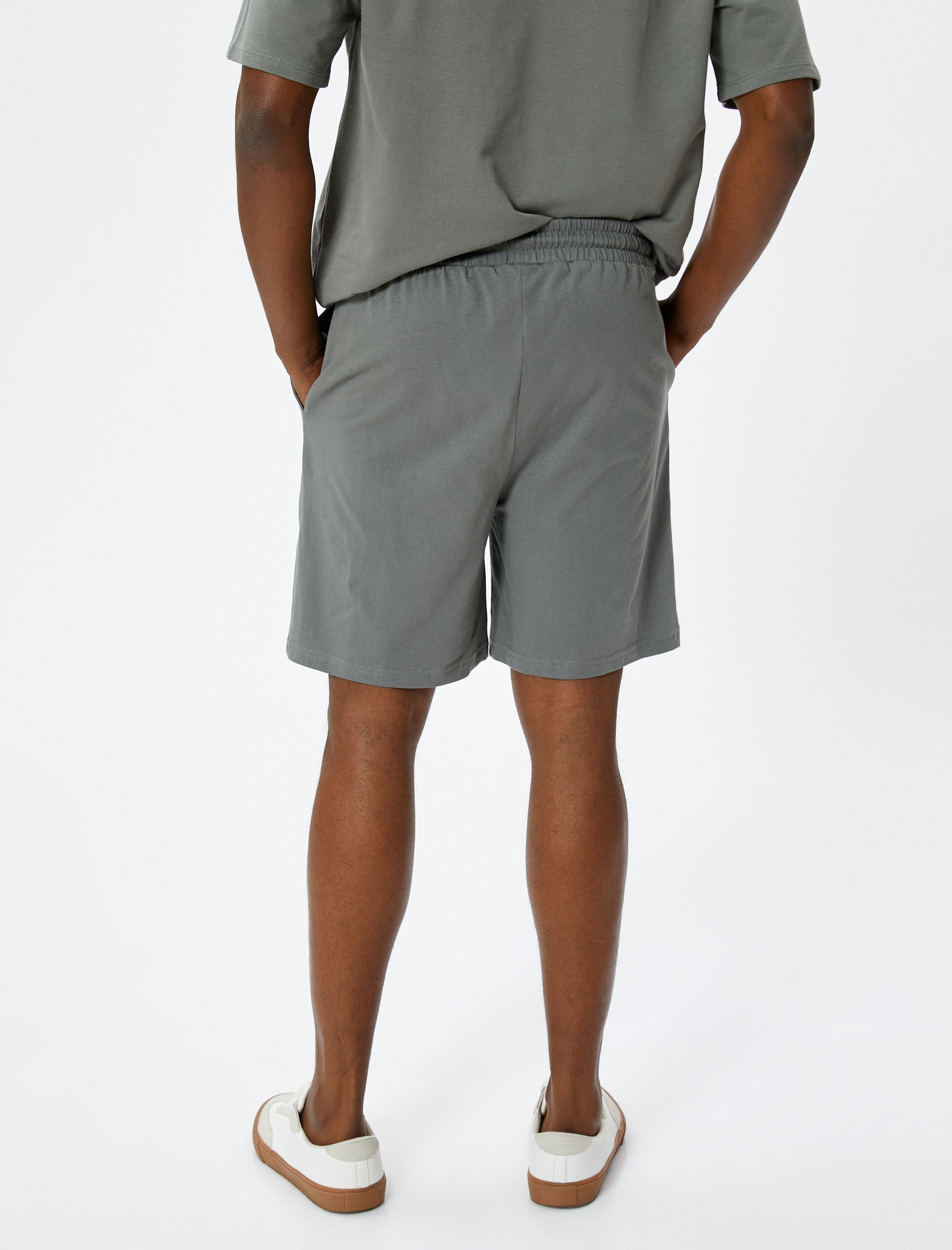   Beli Bağcıklı Bermuda Şort Cep Detaylı Pamuklu