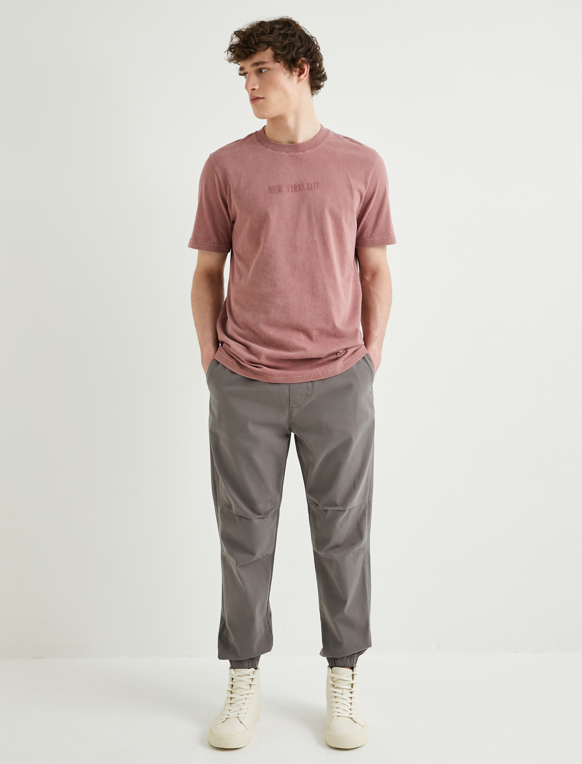   Slogan İşlemeli Tişört Yıkamalı Bisiklet Yaka Kısa Kollu