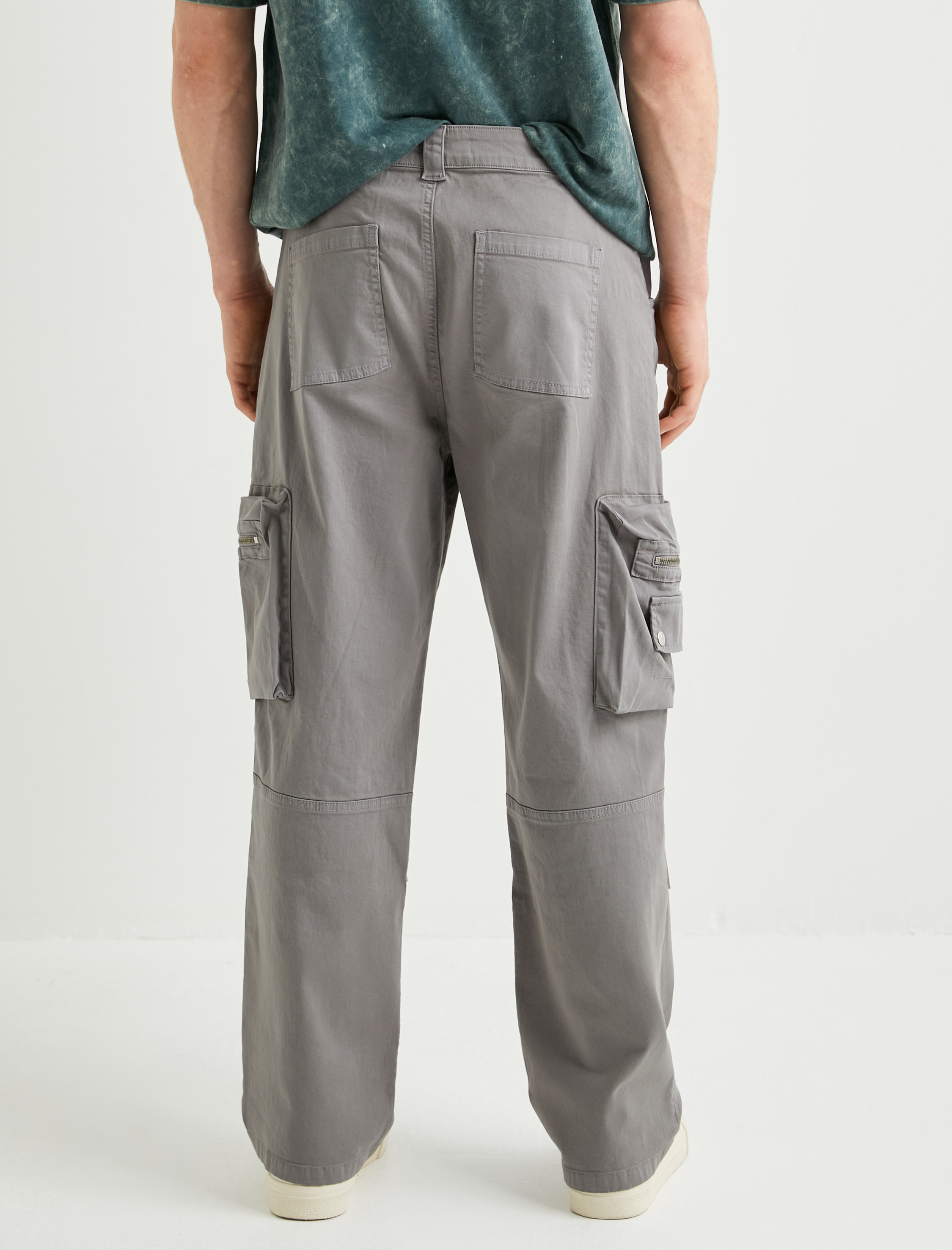   Kargo Cepli Pantolon Düğmeli Rahat Kesim Fermuar Detaylı