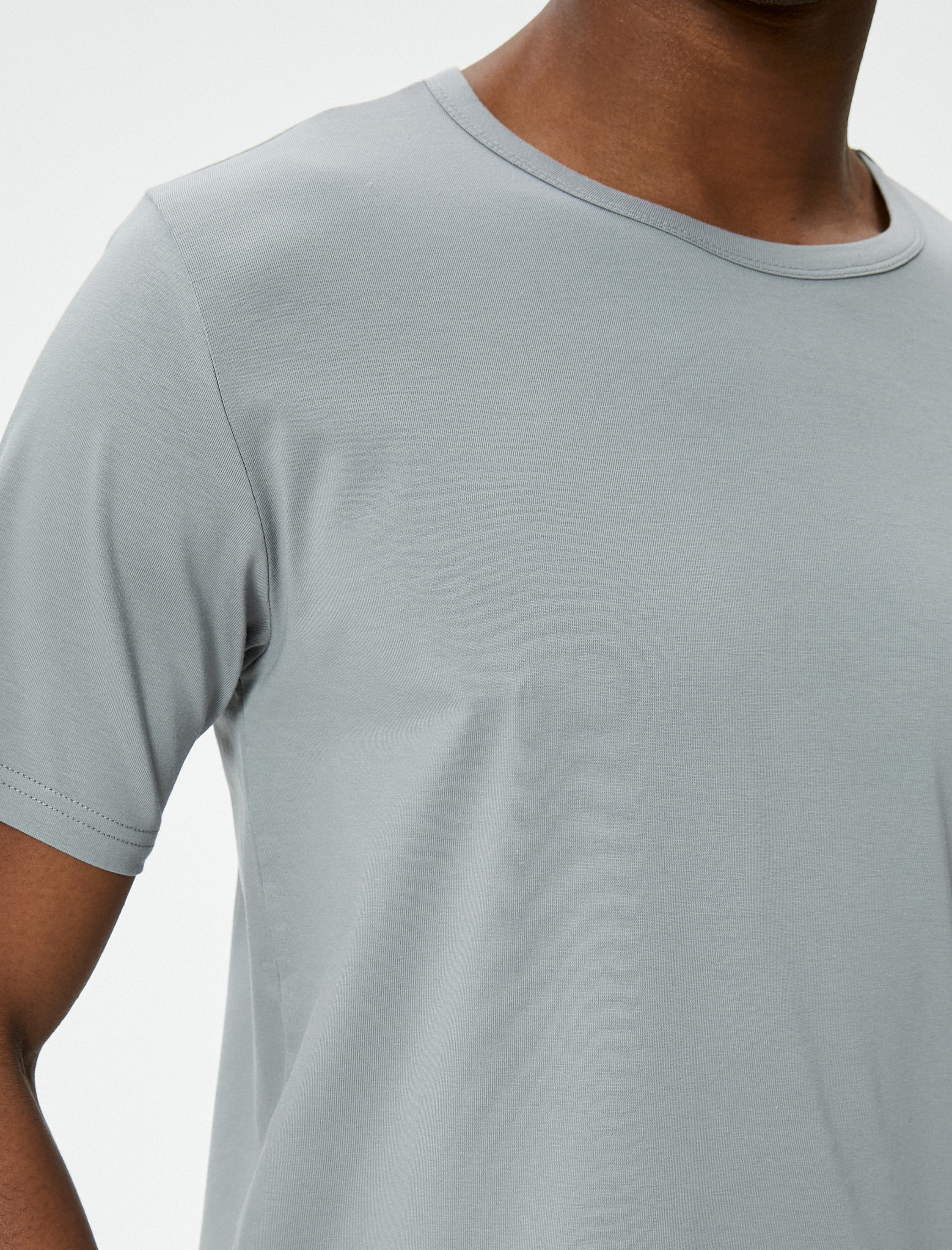   Slim Fit Tişört Basic Bisiklet Yaka Kısa Kollu