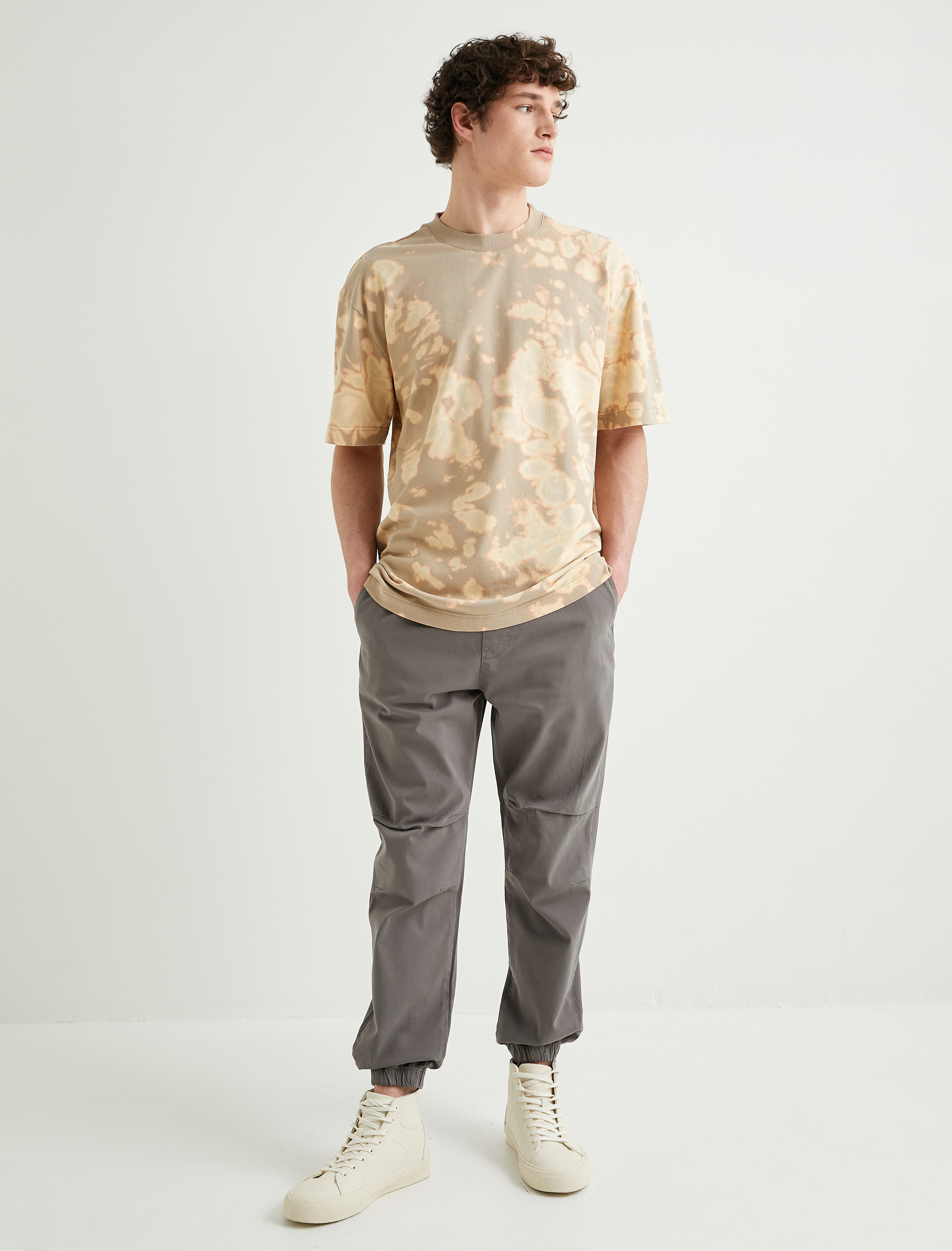   Oversize Tişört Soyut Baskılı Bisiklet Yaka Kısa Kollu