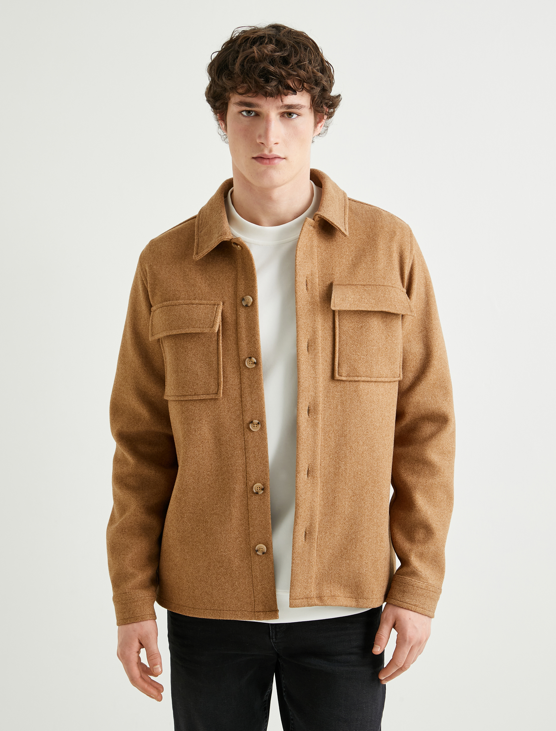   Gömlek Ceket Klasik Yaka Cep Detaylı Düğmeli