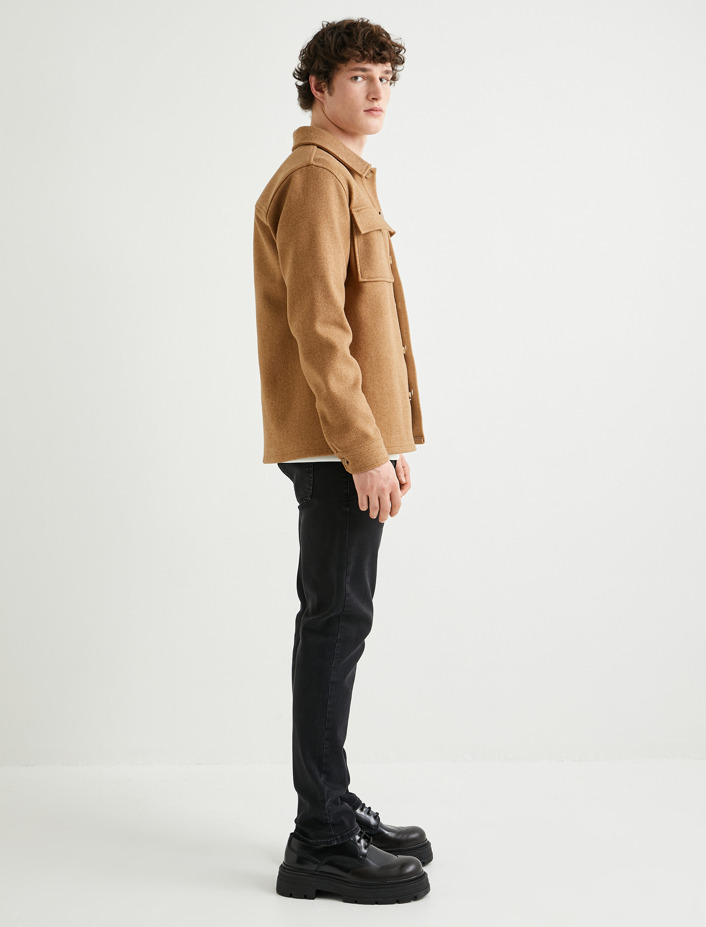   Gömlek Ceket Klasik Yaka Cep Detaylı Düğmeli