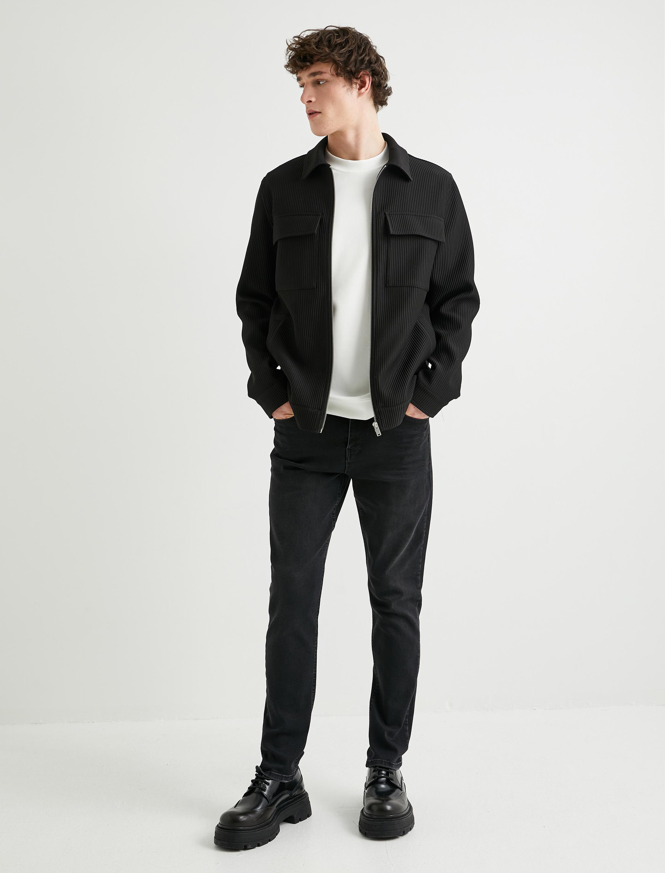   Mevsimlik Ceket Fermuarlı Klasik Yaka Cep Detaylı