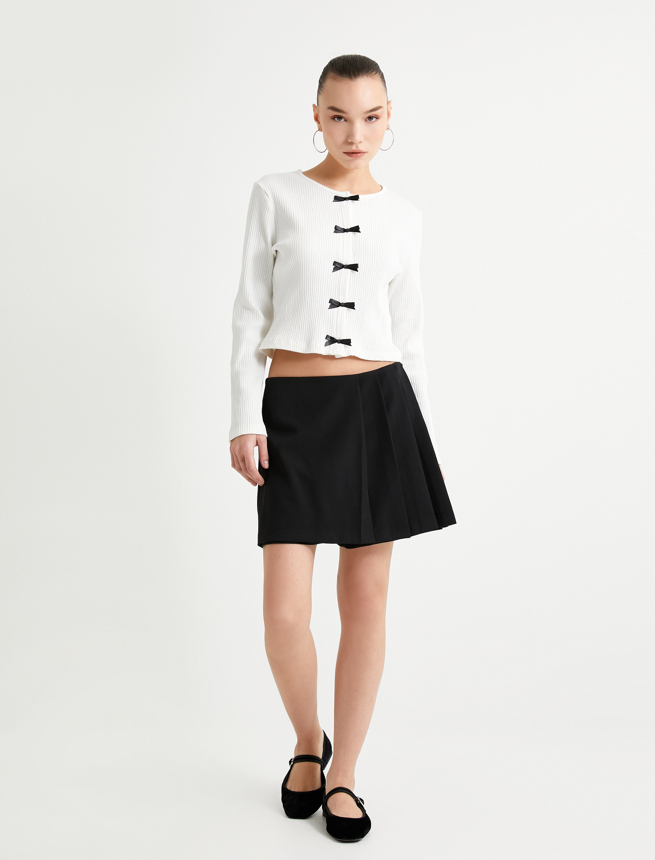   Pileli Mini Şort Etek Kruvaze