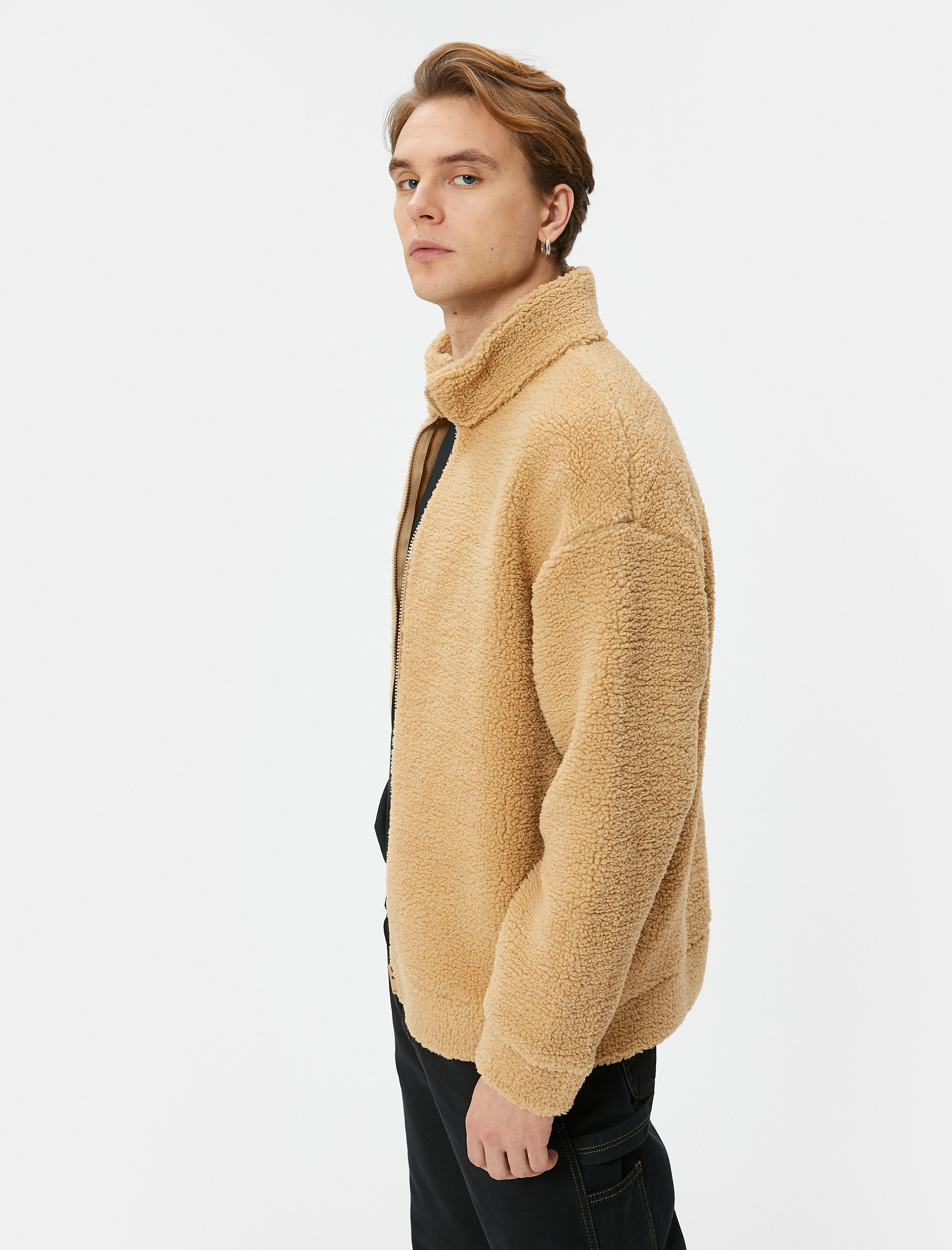   Peluş Hırka Fermuarlı Dik Yaka Yumuşak Dokulu