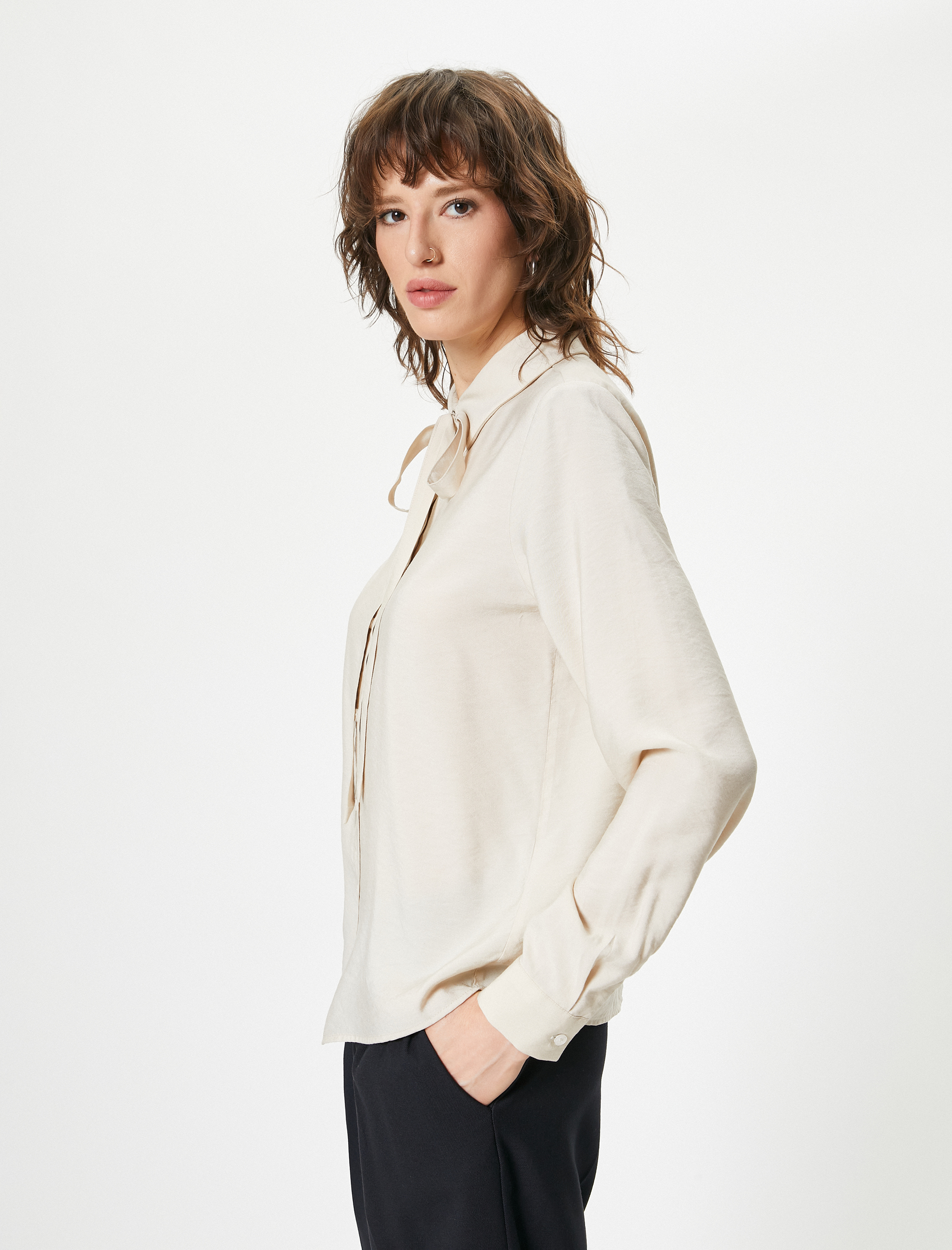   Uzun Kollu Gömlek Düğmeli Bağlamalı Yaka Viskon