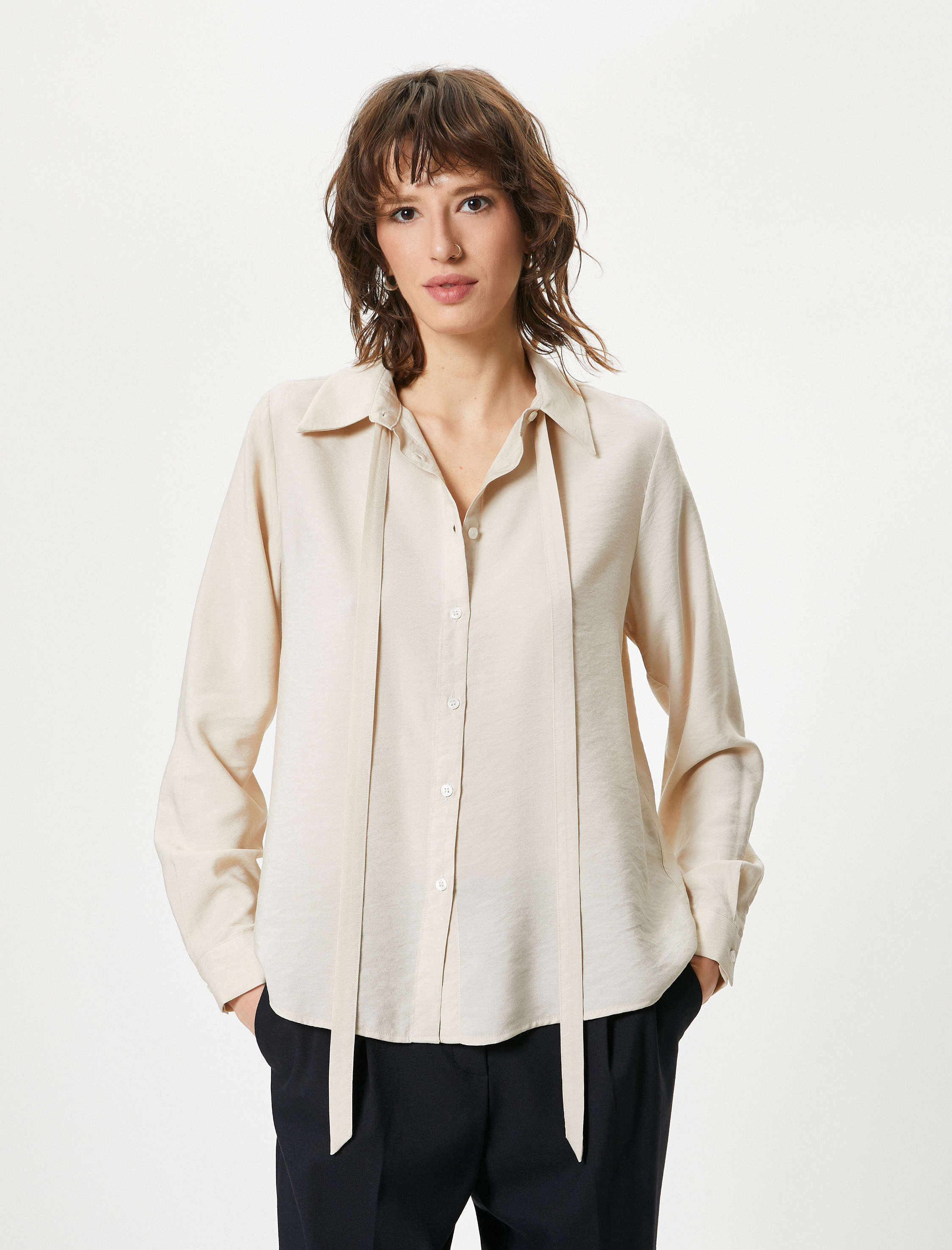   Uzun Kollu Gömlek Düğmeli Bağlamalı Yaka Viskon