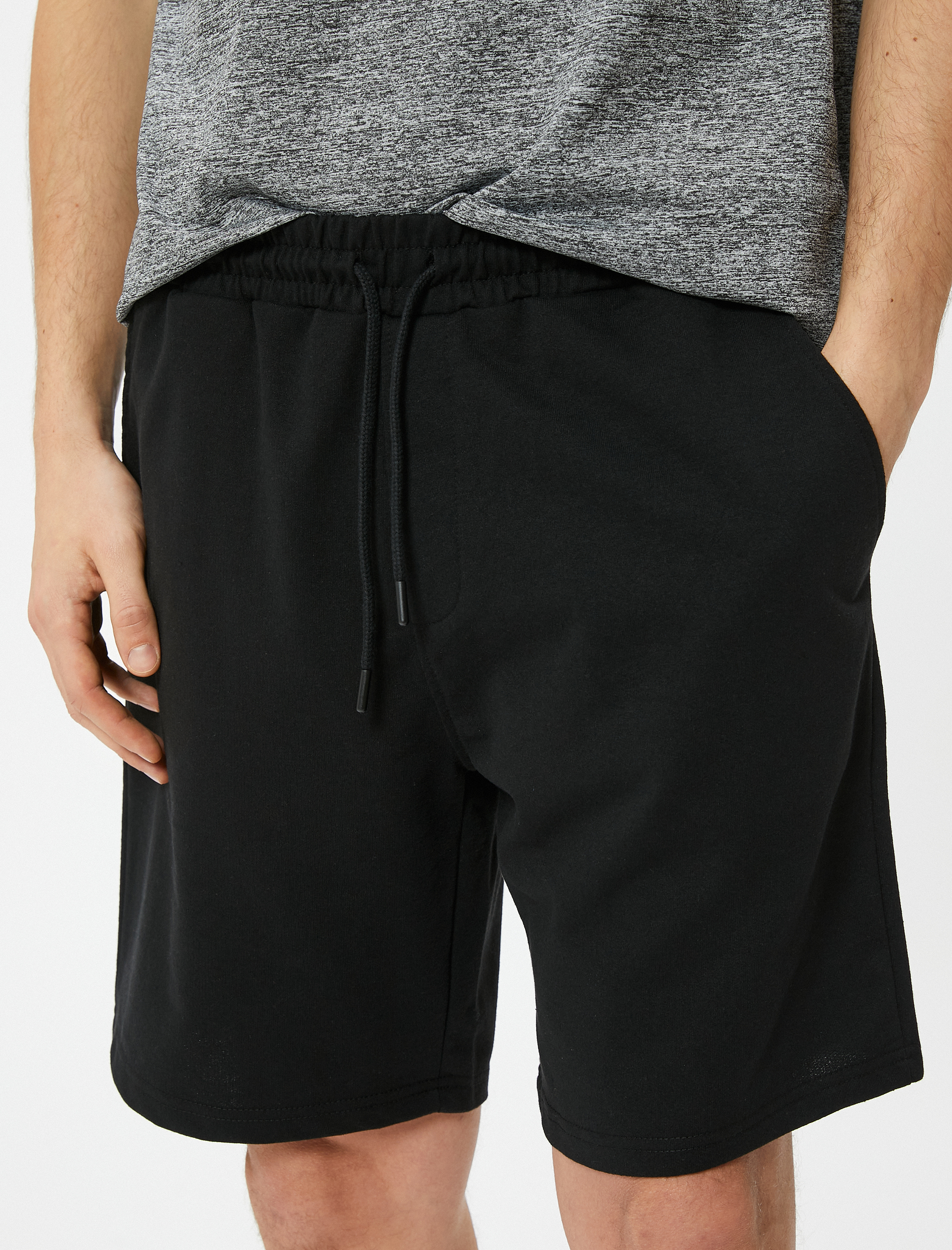   Spor Şort Basic Beli Bağcıklı Cep Detaylı