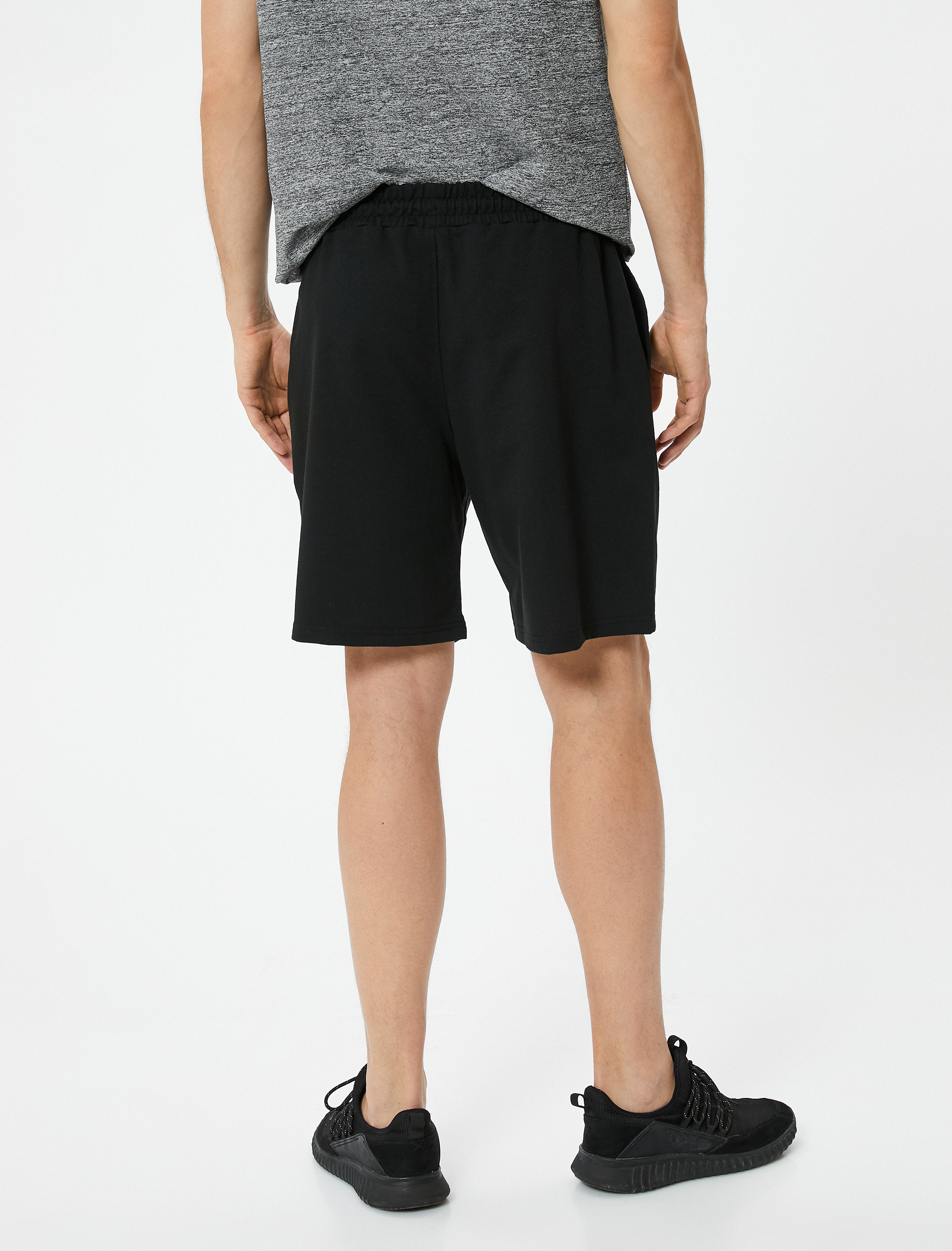   Spor Şort Basic Beli Bağcıklı Cep Detaylı