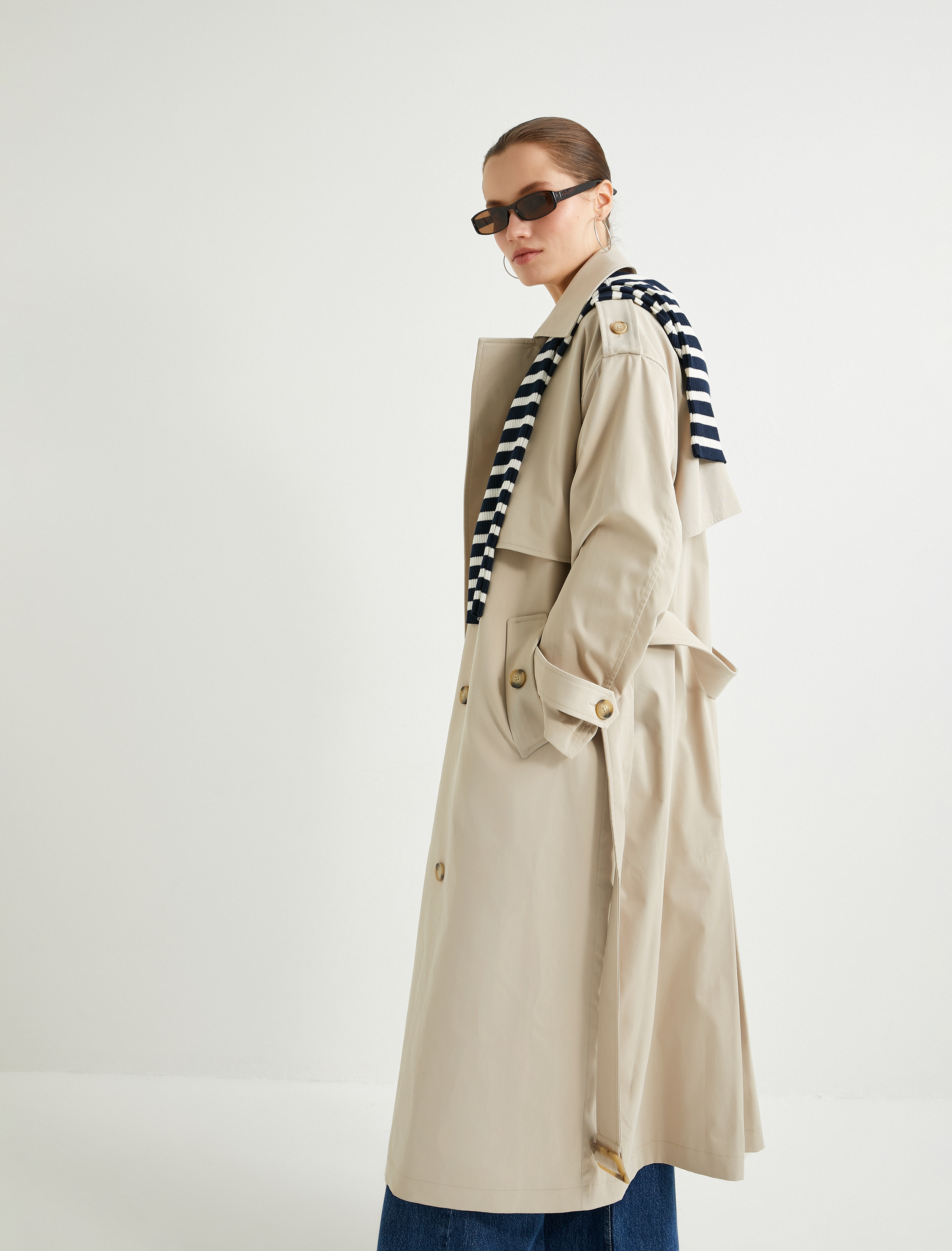   Uzun Oversize Trençkot Kemerli Kruvaze Düğmeli Cepli