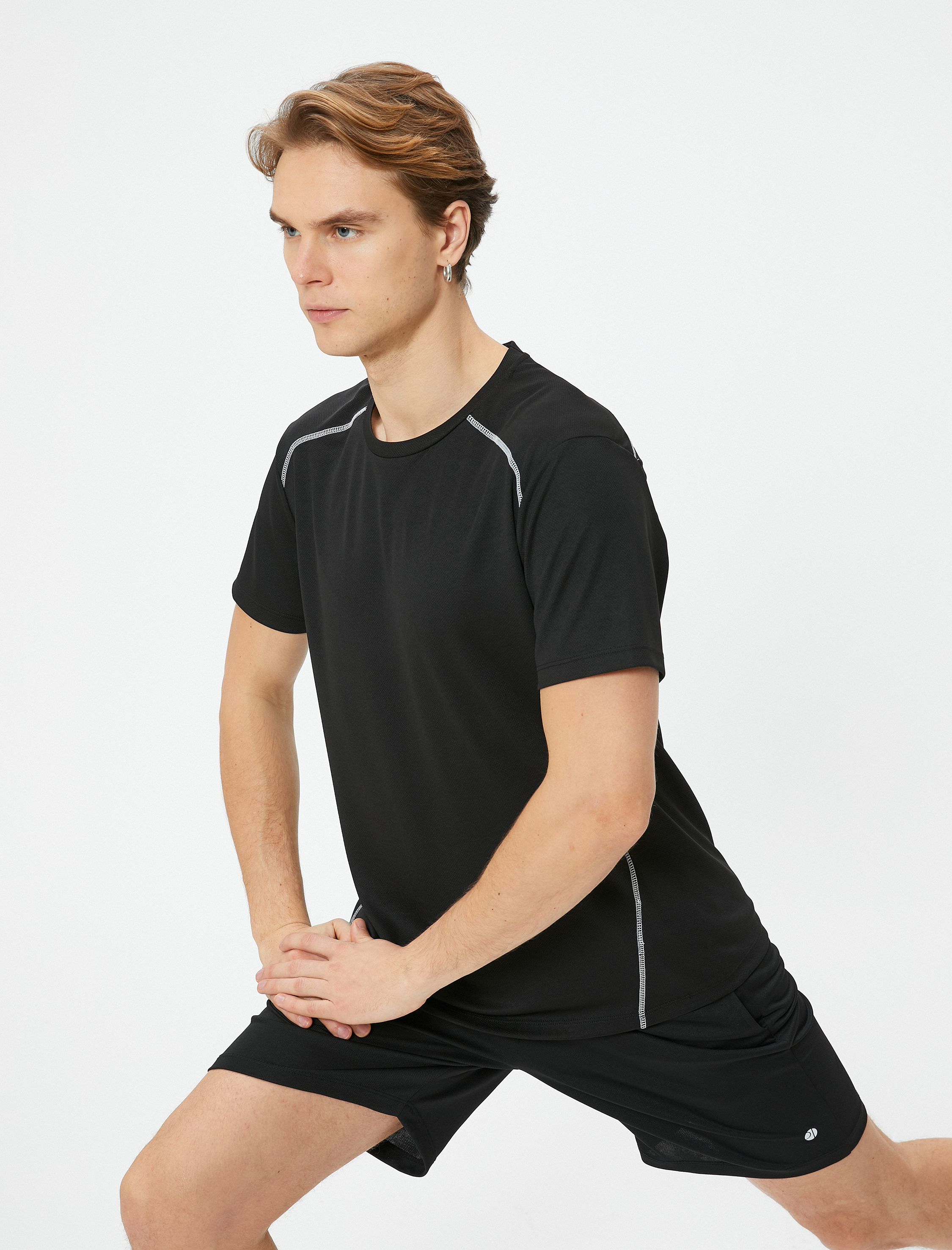   Spor Tişört Dikiş Detaylı Bisiklet Yaka Kısa Kollu