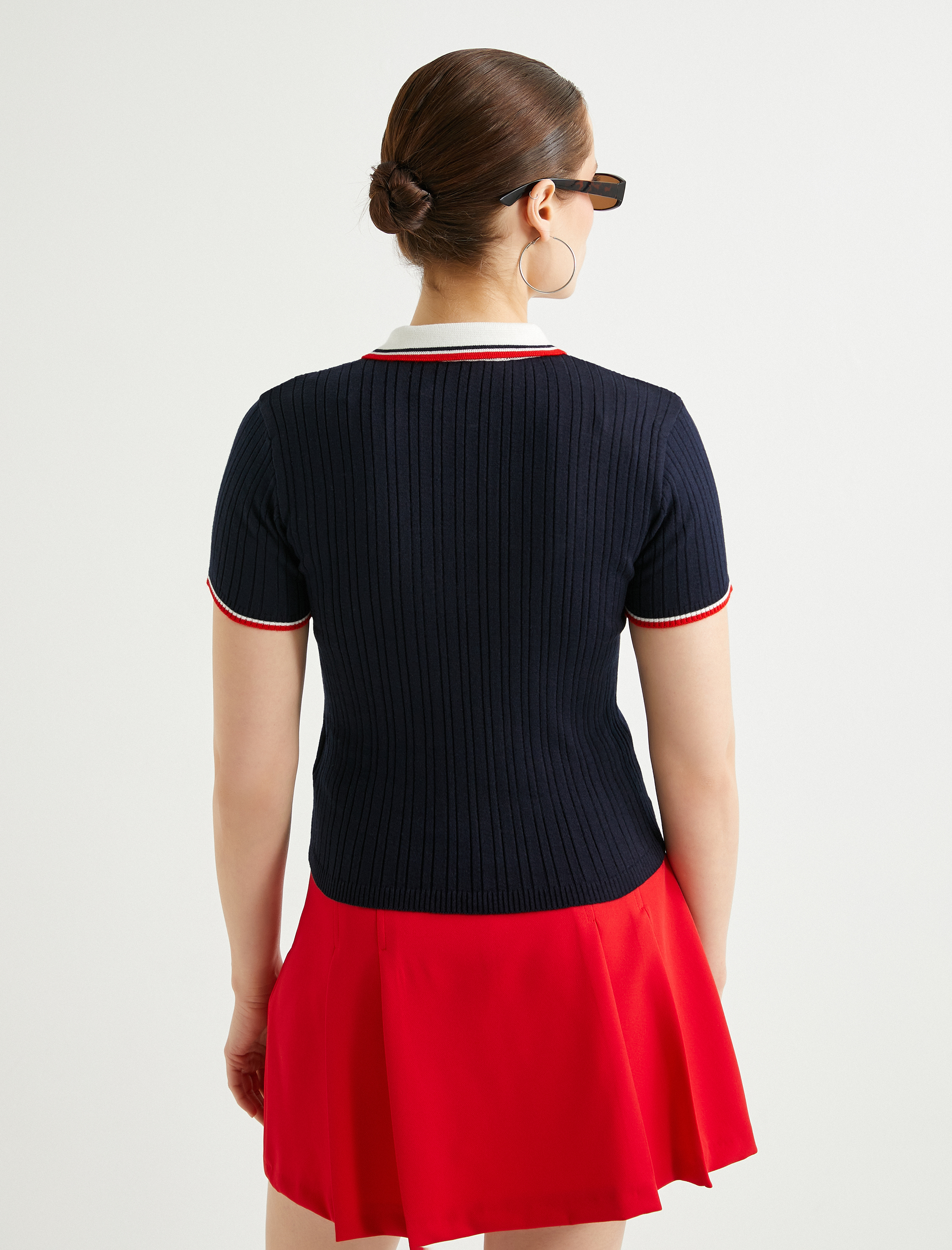   Polo Yaka Kazak Düğmeli Kısa Kollu Şerit Detaylı