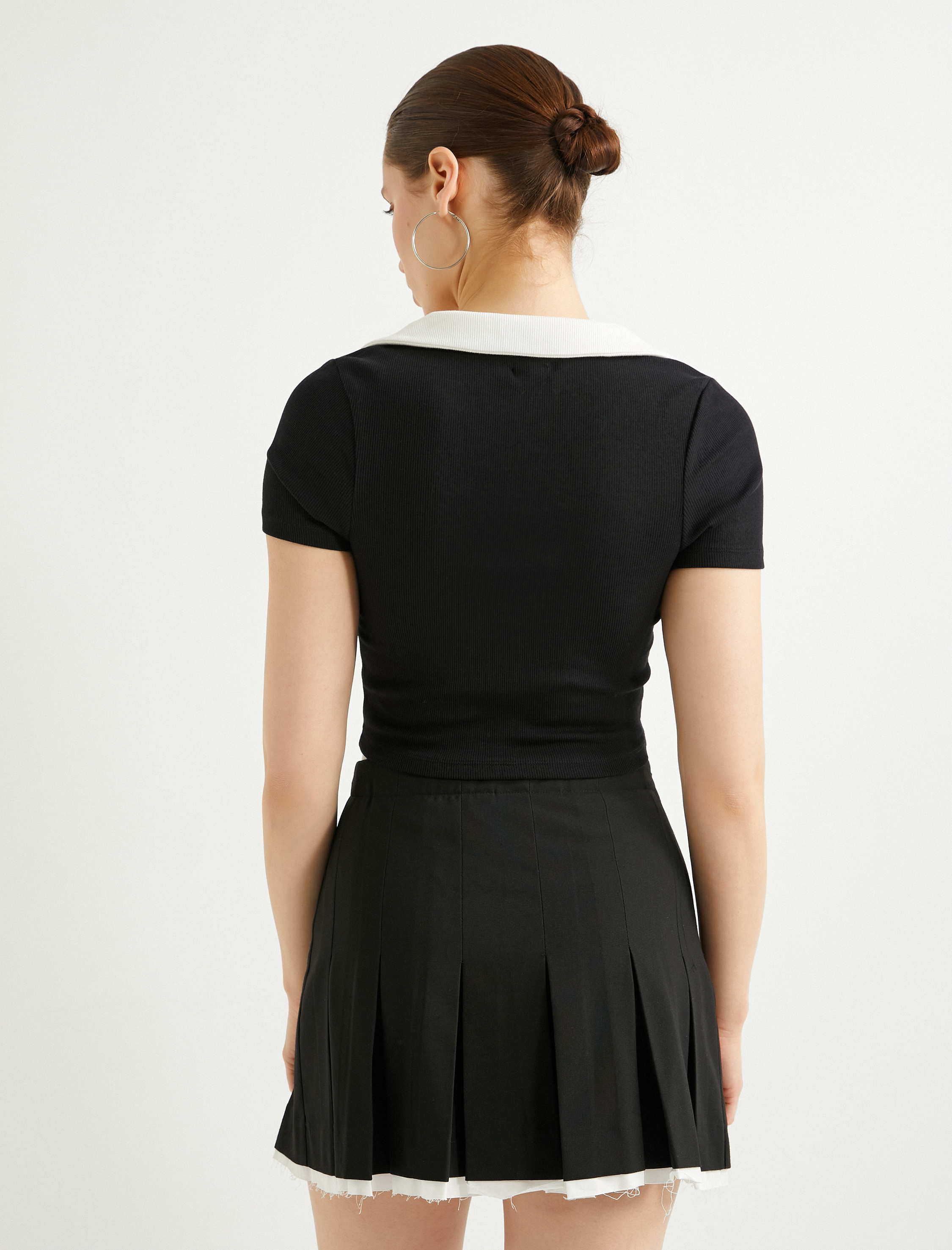 Polo Yaka Crop Tişört Renk Kontrastlı Kısa Kollu Slim Fit