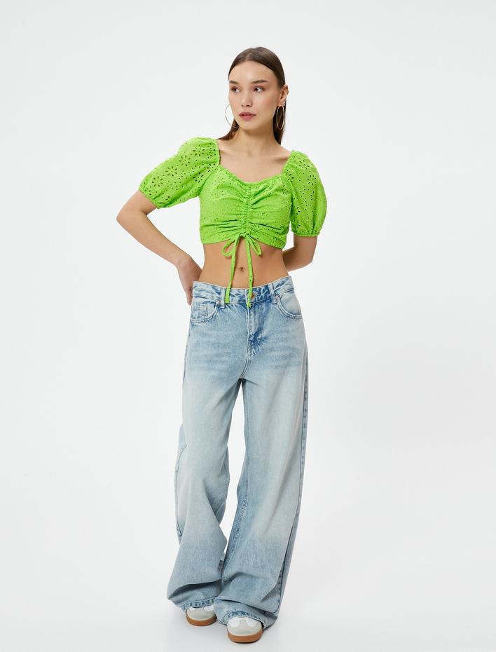  Balon Kol Crop Bluz Fistolu Önden Bağlama Detaylı Büzgülü Astarlı