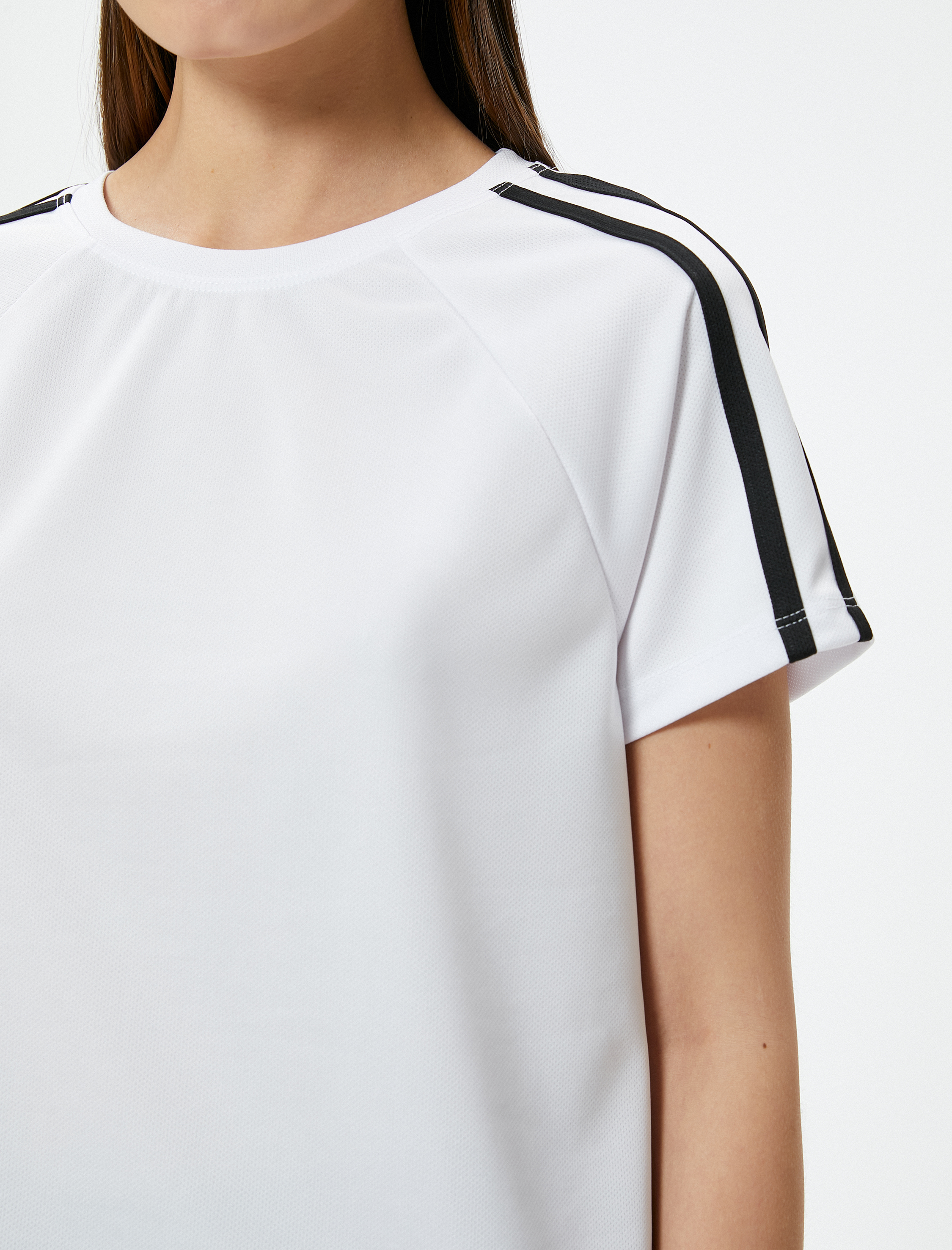 Çizgili Spor Tişört Nefes Alabilir Arkası Yırtmaç Detaylı Kısa Kollu Bisiklet Yaka