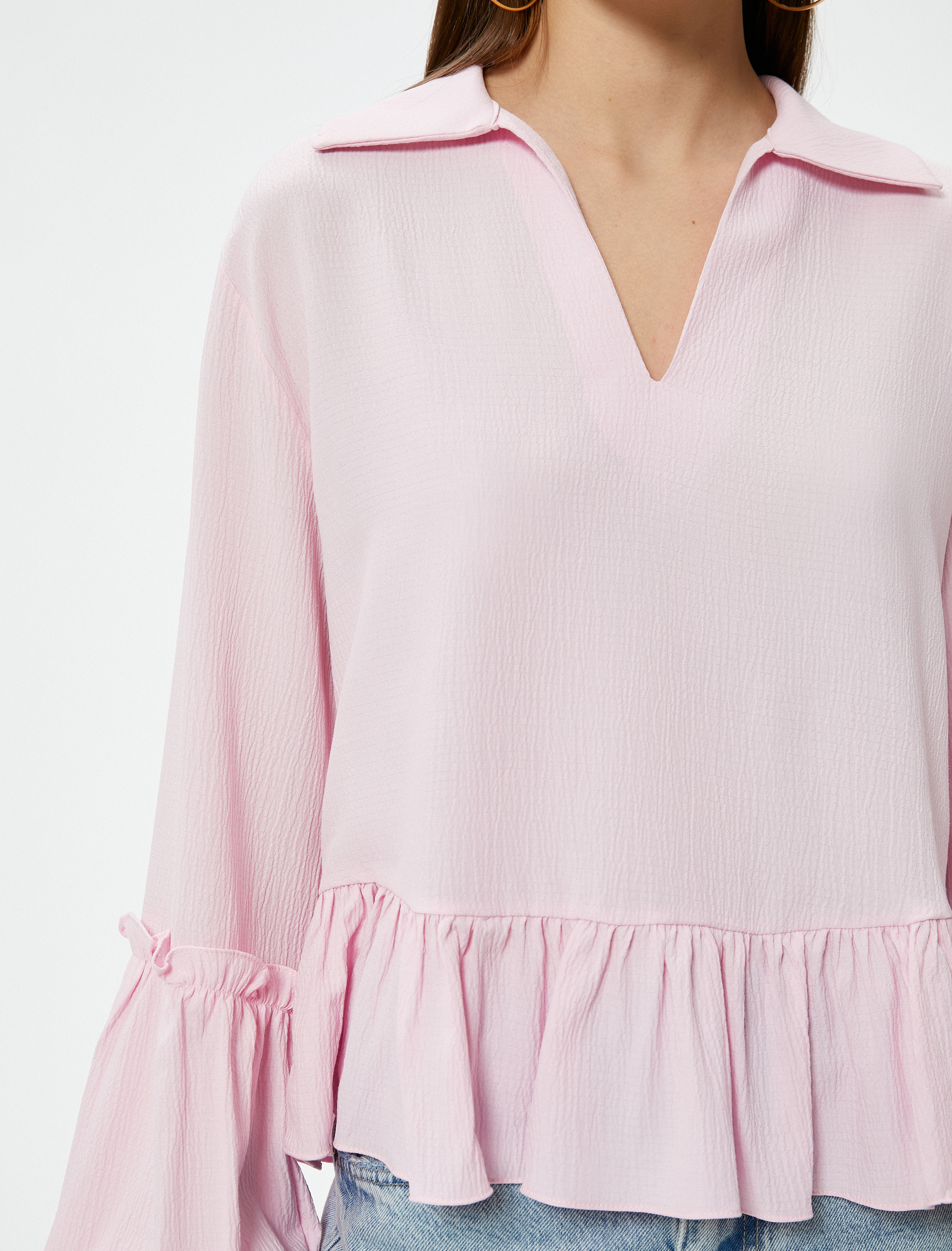   Fırfırlı Bluz Polo V Yaka Uzun Kollu Dokulu Viskoz Kumaş Rahat Kalıp