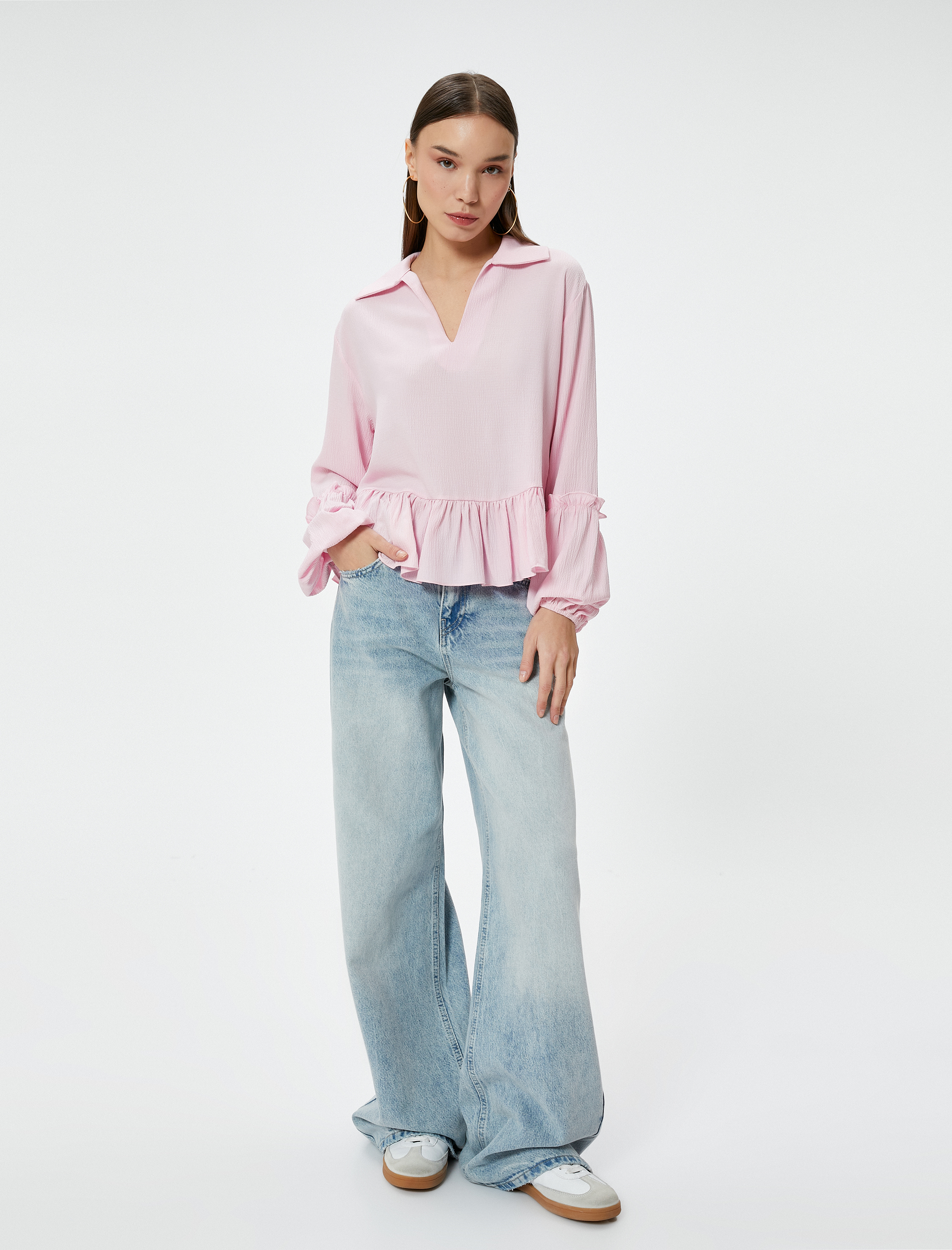   Fırfırlı Bluz Polo V Yaka Uzun Kollu Dokulu Viskoz Kumaş Rahat Kalıp