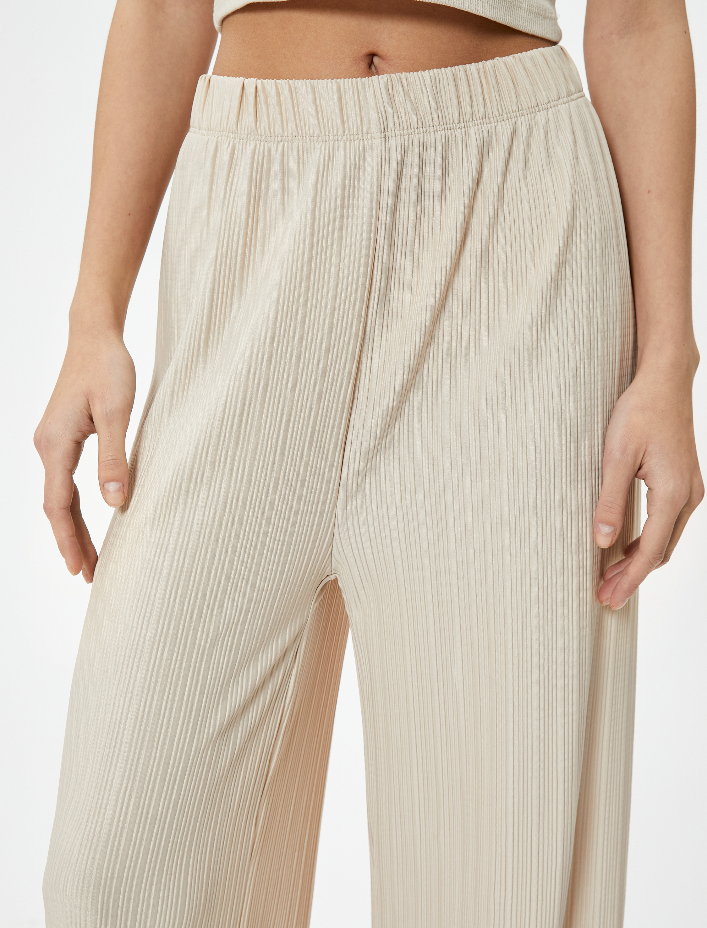   Bol Paça Pantolon Dokulu Standart Bel Rahat Kalıp