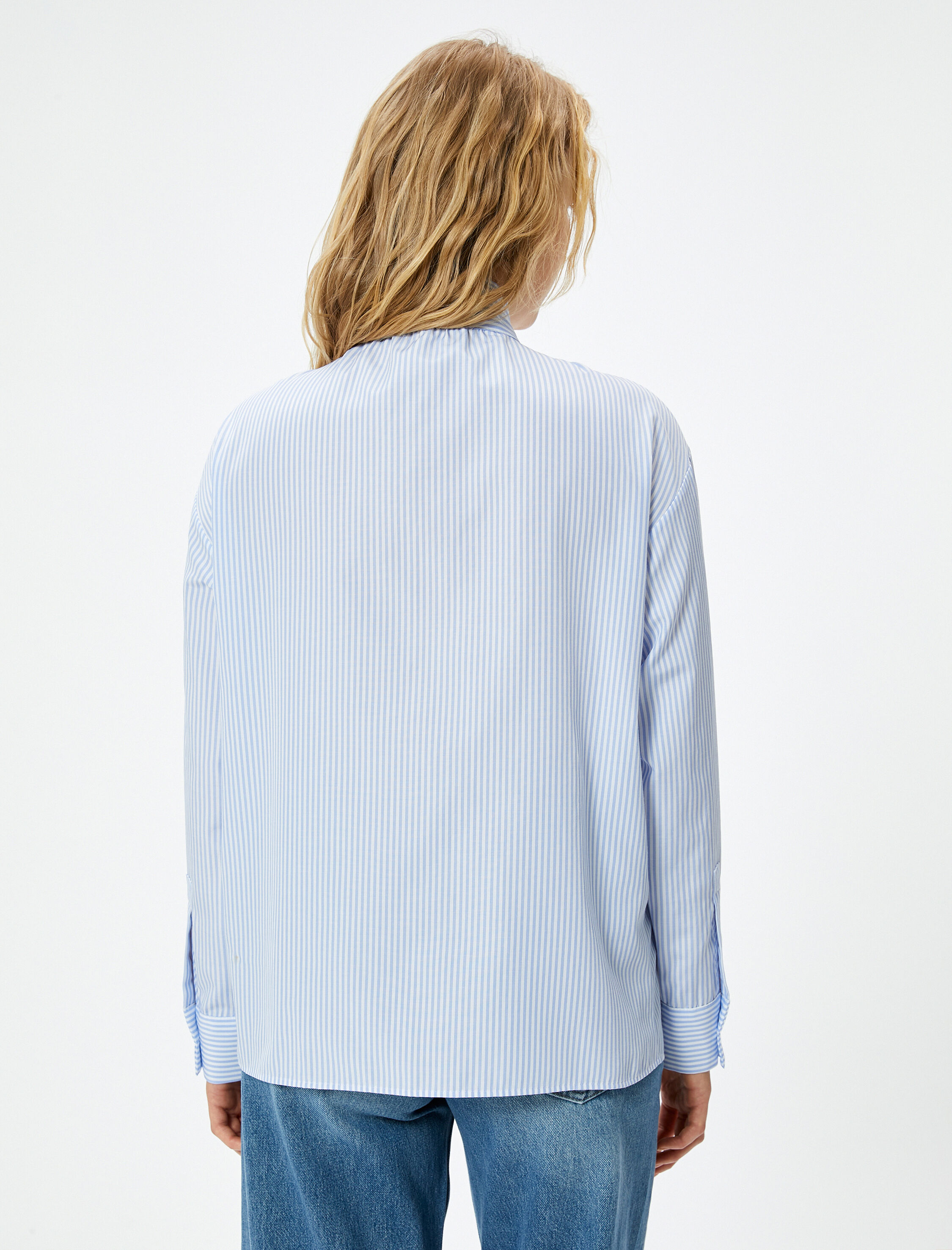   Oversize Poplin Gömlek Fular Yaka Düğmeli Uzun Kollu