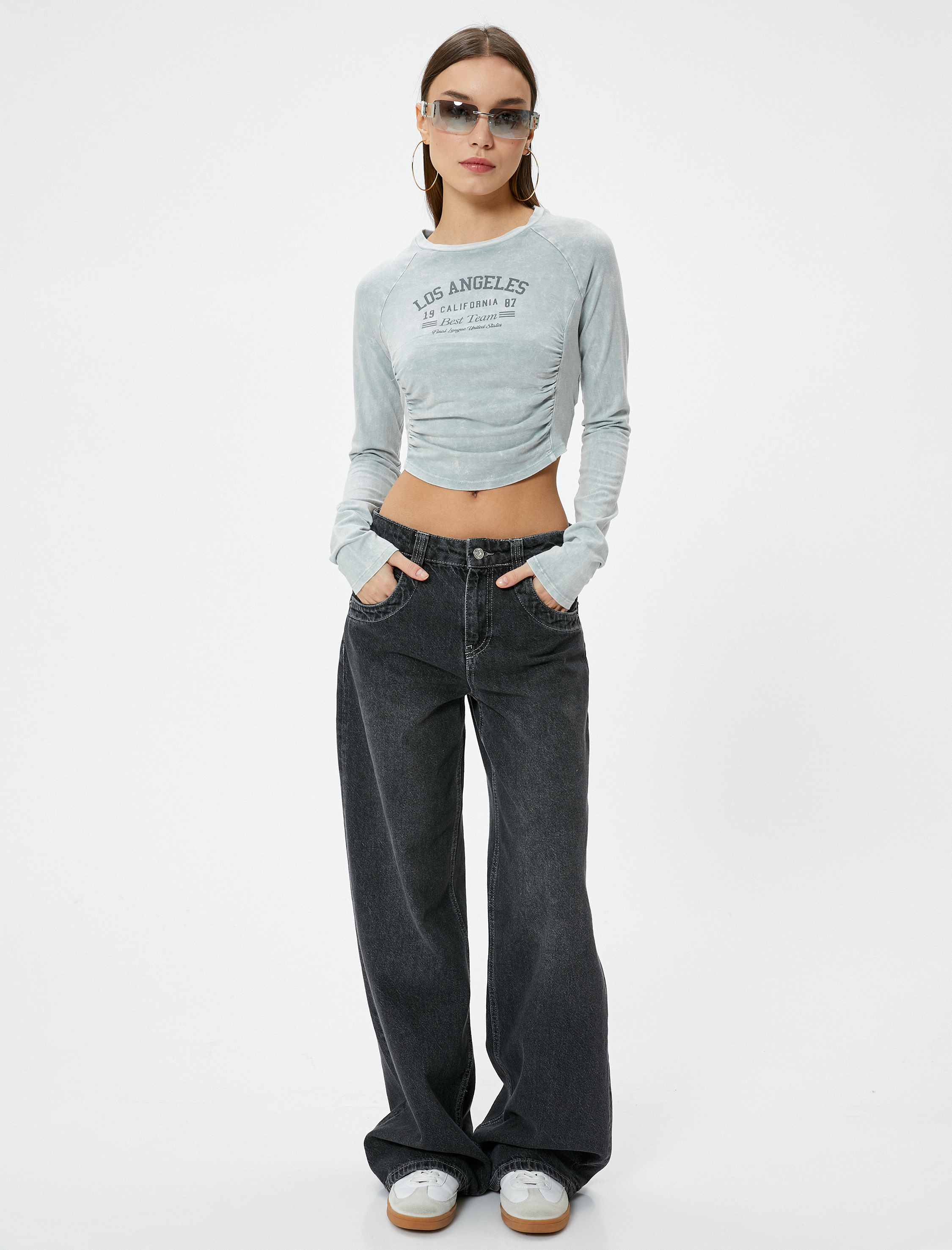   Crop Uzun Kollu Tişört Kolej Baskılı Drape Detaylı Pamuklu