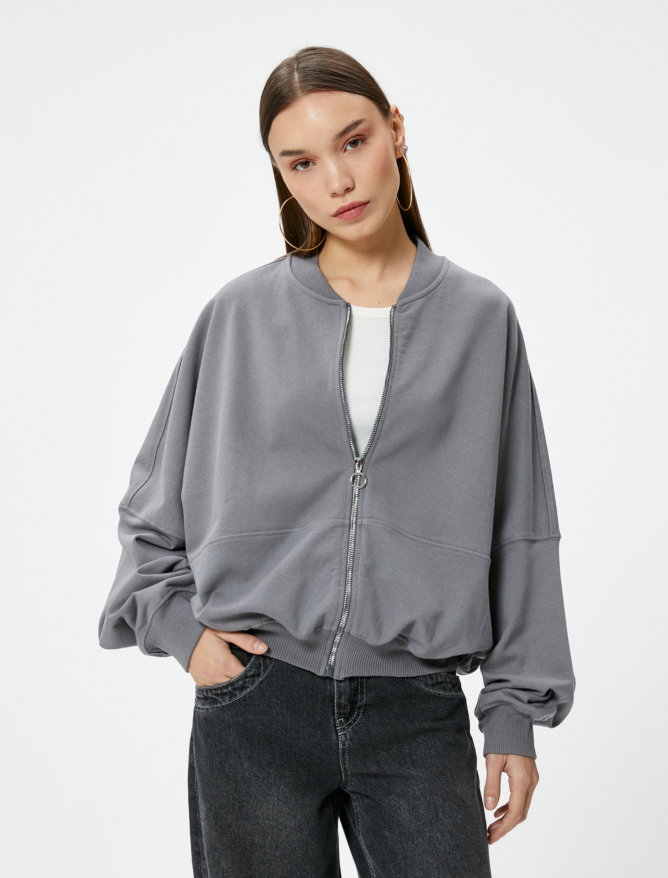   Şardonlu Fermuarlı Sweatshirt Rahat Kalıp Yuvarlak Yaka Uzun Balon Kollu Pamuklu