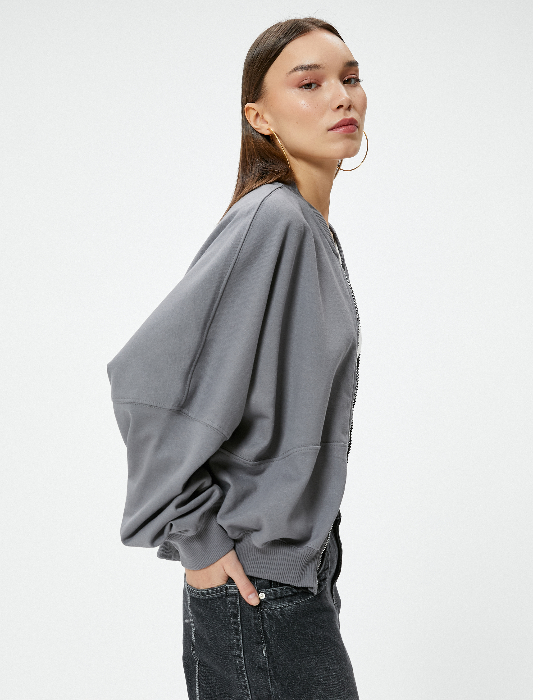   Şardonlu Fermuarlı Sweatshirt Rahat Kalıp Yuvarlak Yaka Uzun Balon Kollu Pamuklu