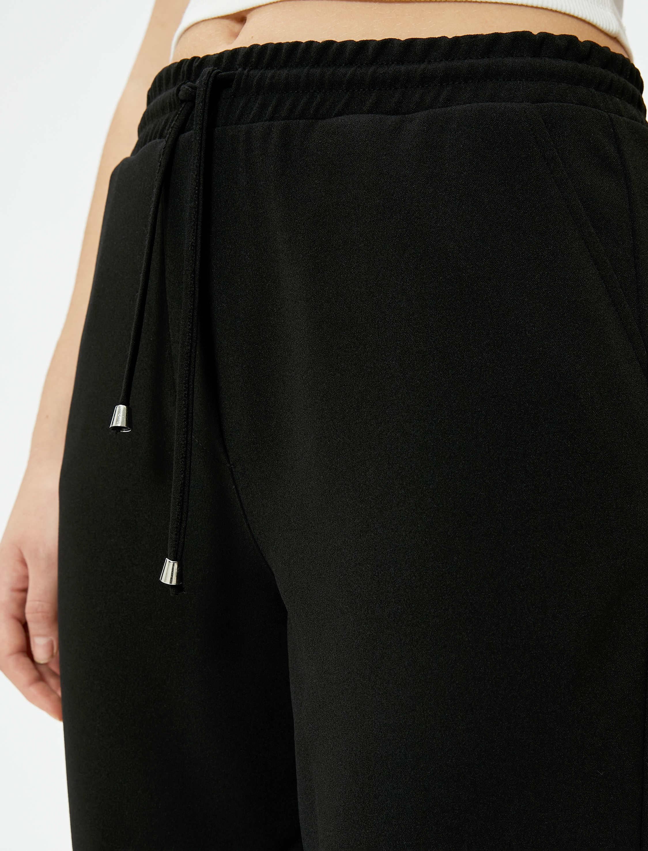   Havuç Pantolon Beli Bağcıklı Cep Detaylı