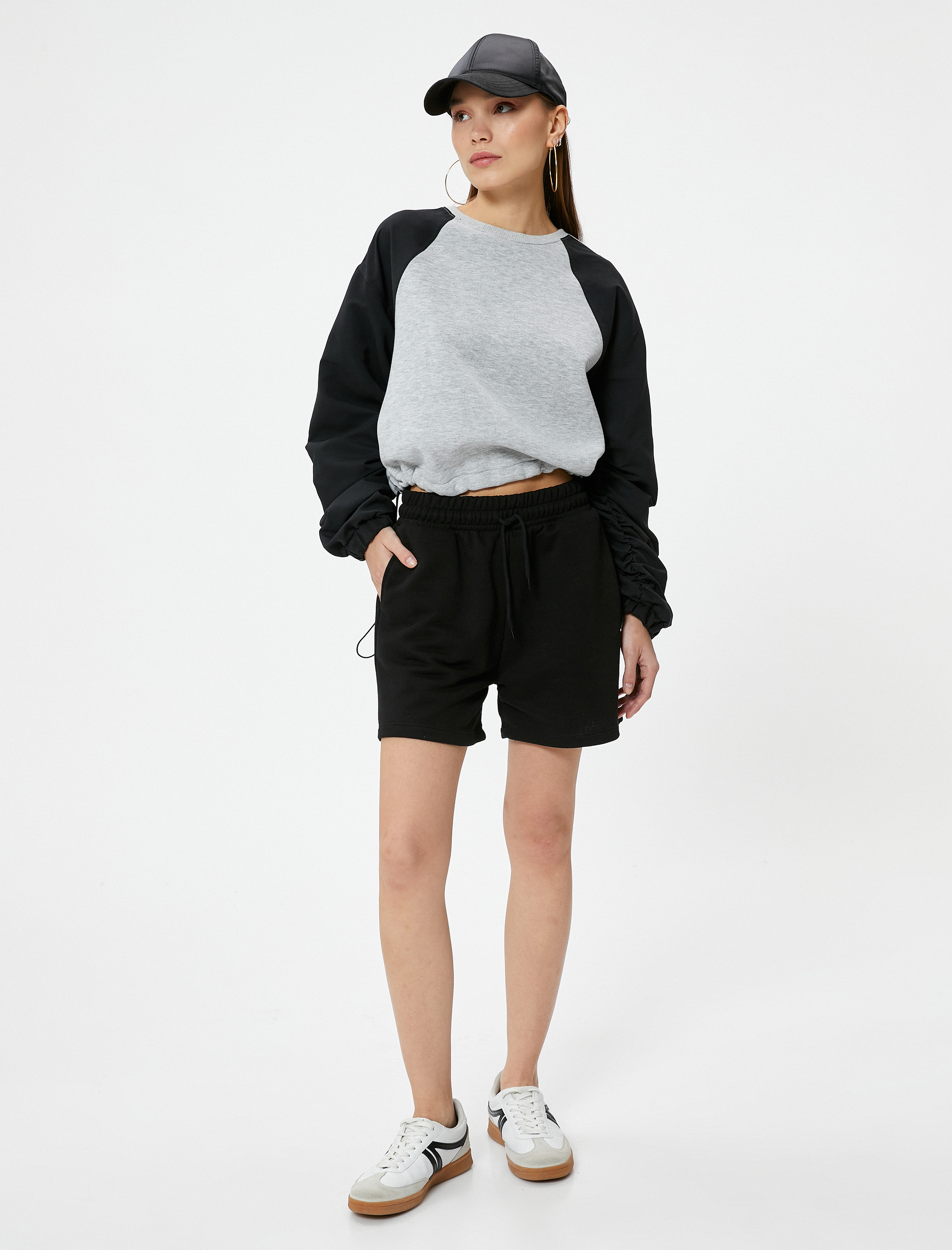   Basic Şort Beli Bağlamalı Cepli