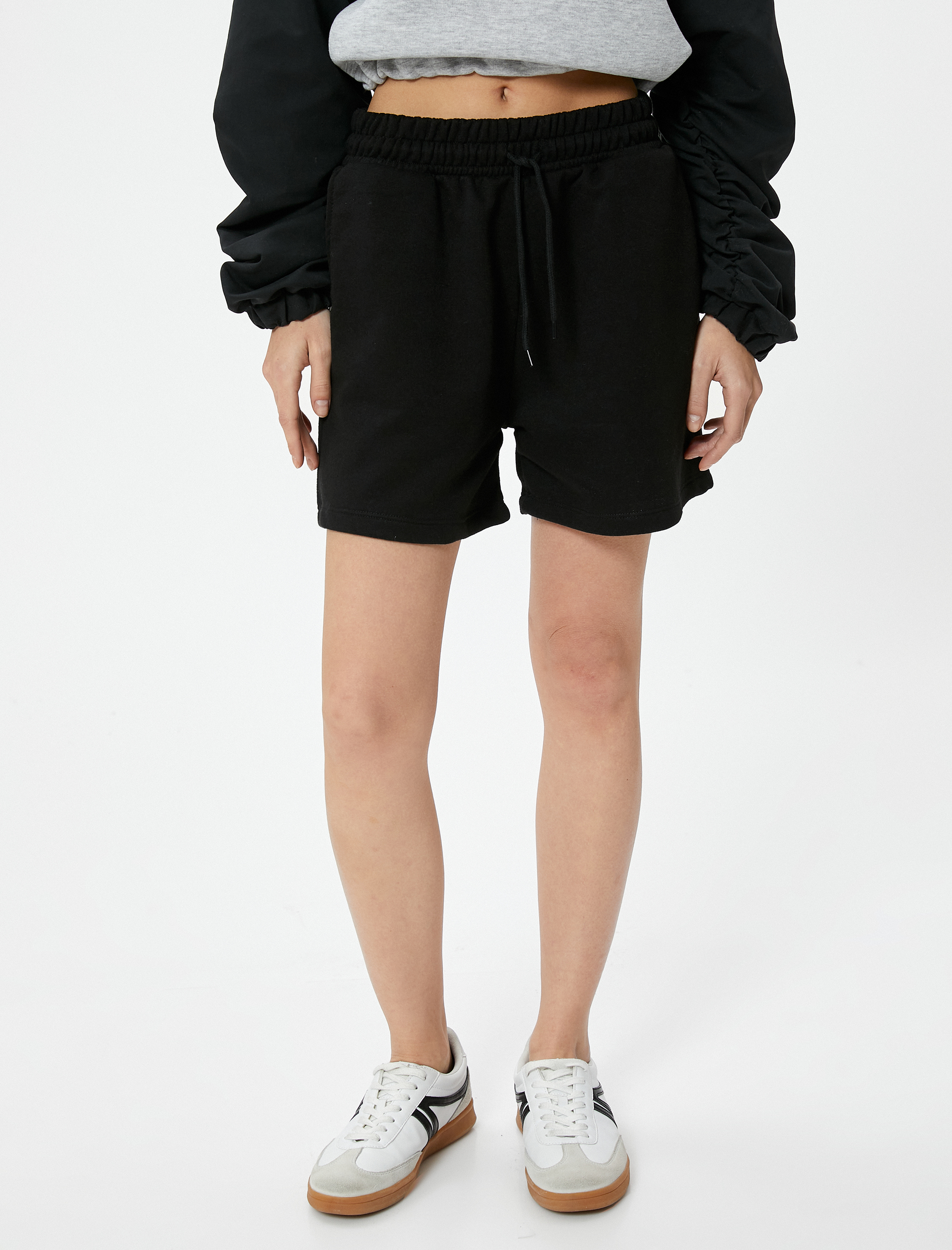   Basic Şort Beli Bağlamalı Cepli