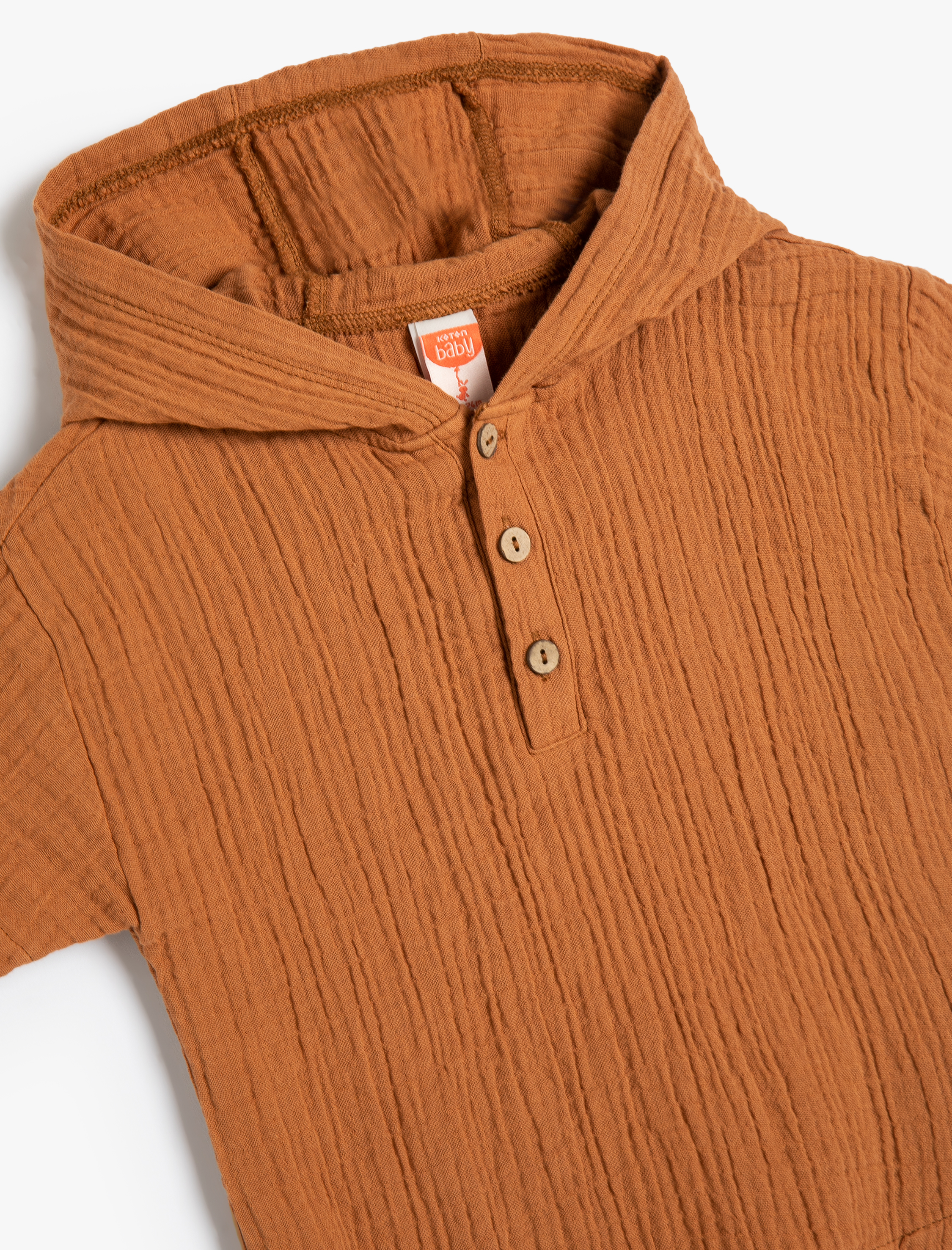  Erkek Bebek Kısa Kollu Pamuklu Müslin Kumaş Kapşonlu Gömlek