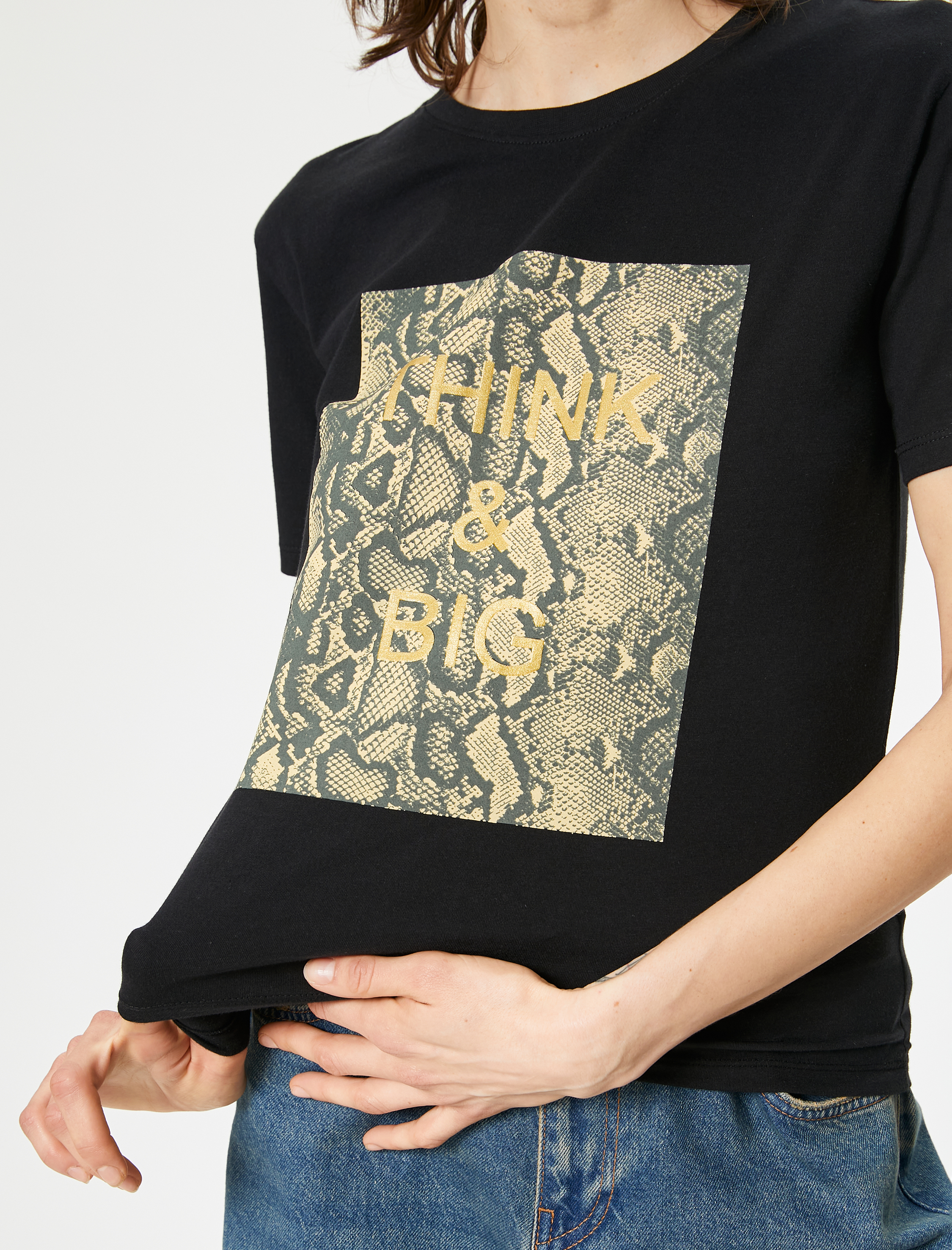   Leopar Baskılı Tişört Kısa Kollu Bisiklet Yaka Pamuklu