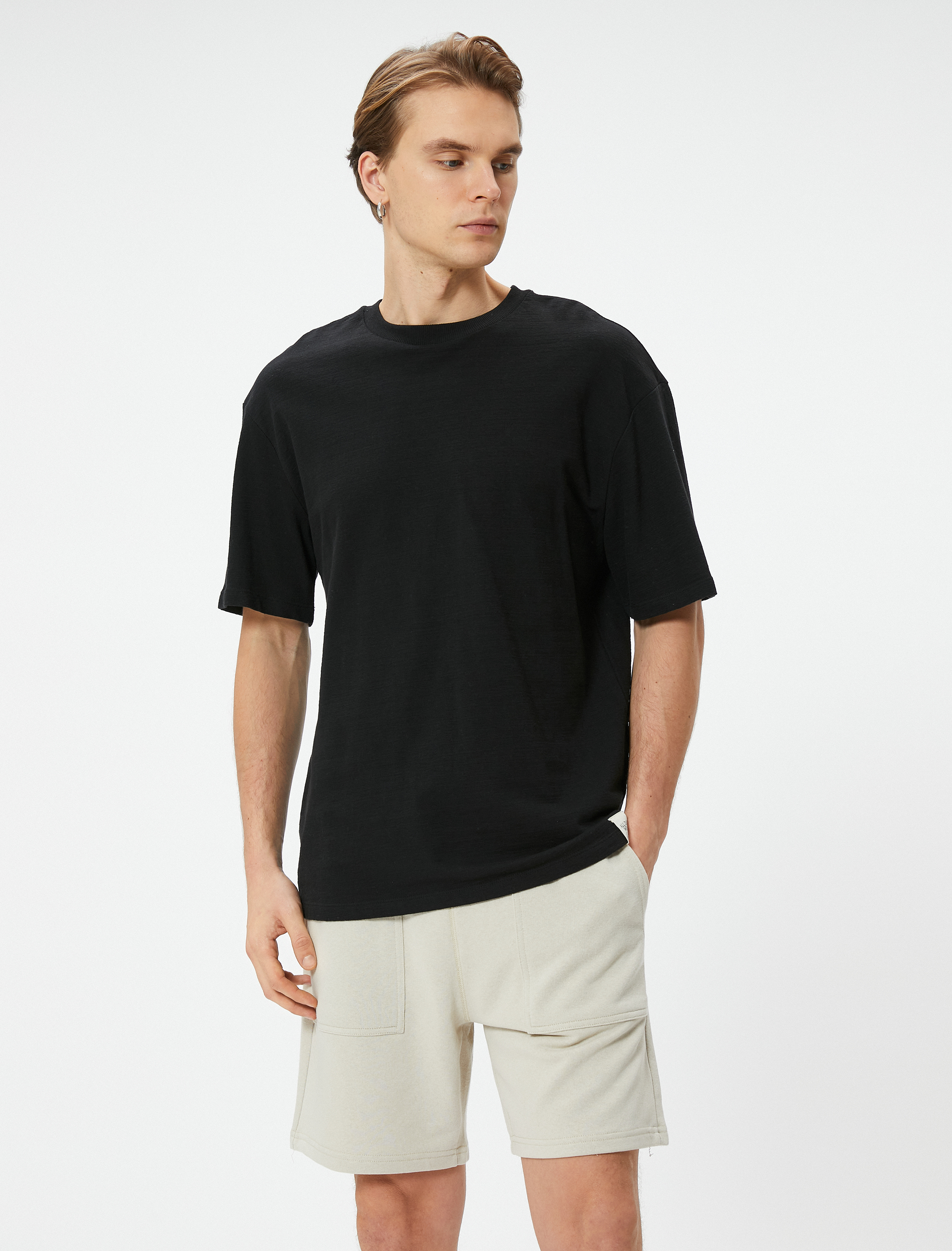 Basic Dokuma Şort Beli Bağcıklı Cep Detaylı