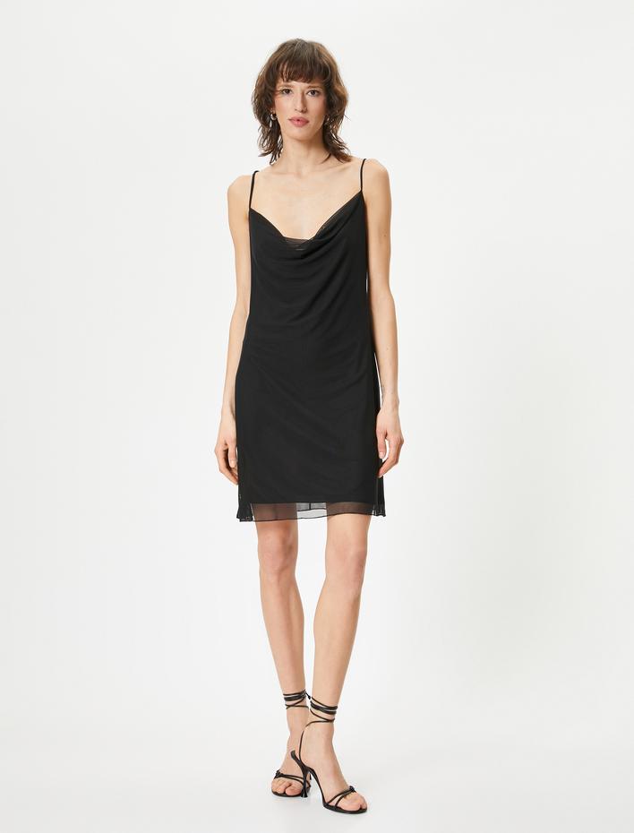  Mini Şifon Elbise İnce Askılı Degaje Yaka Fiyonk Detaylı