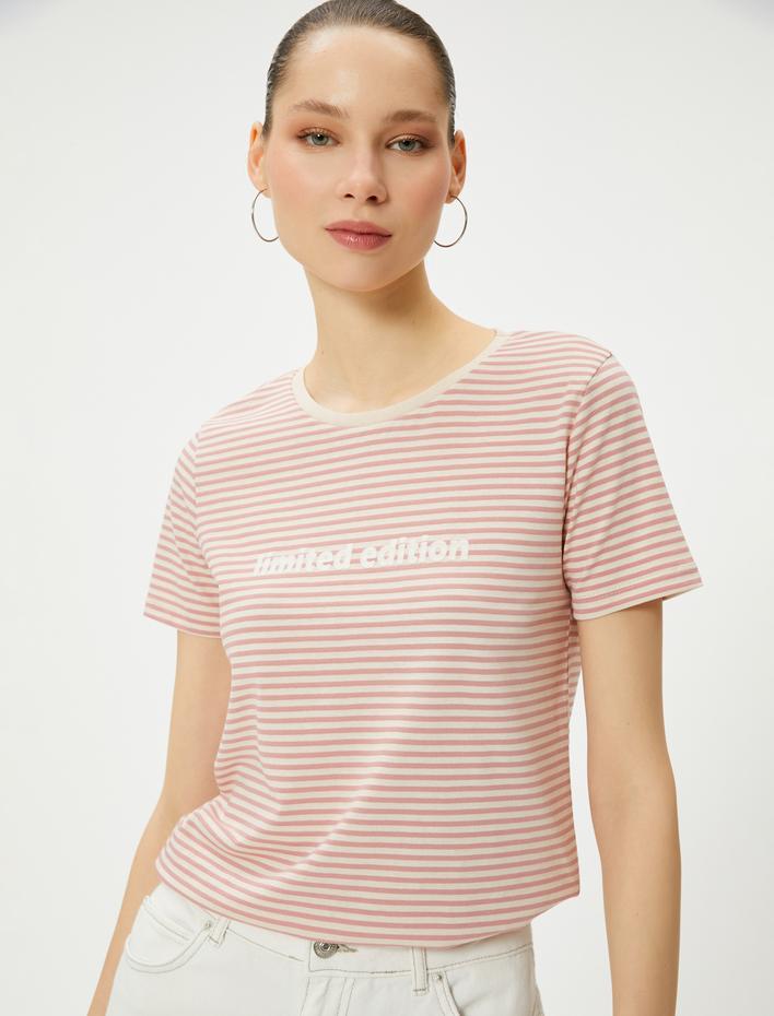  Kısa Kollu Tişört Nakışlı Bisiklet Yaka