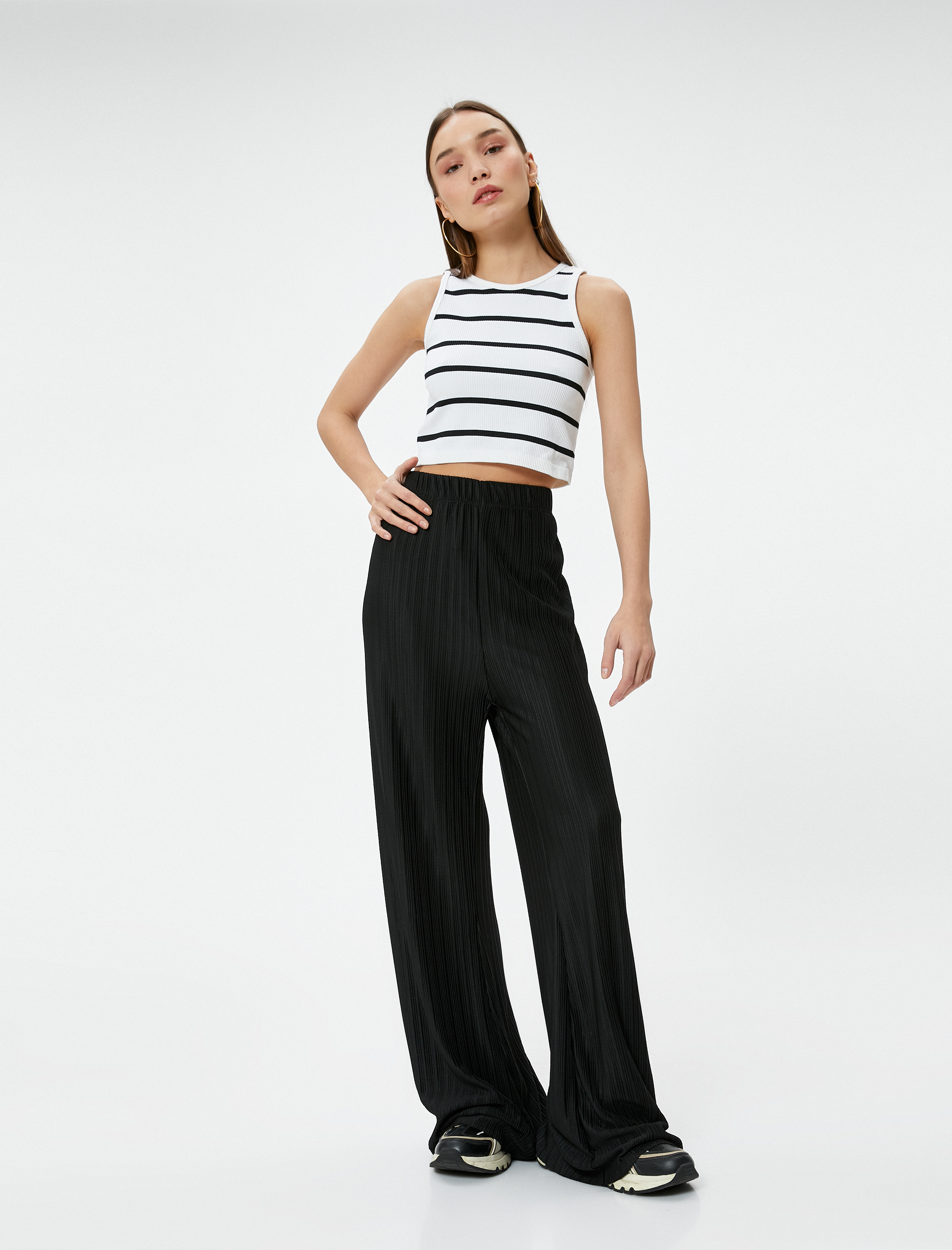   Bol Paça Pantolon Dokulu Standart Bel Rahat Kalıp