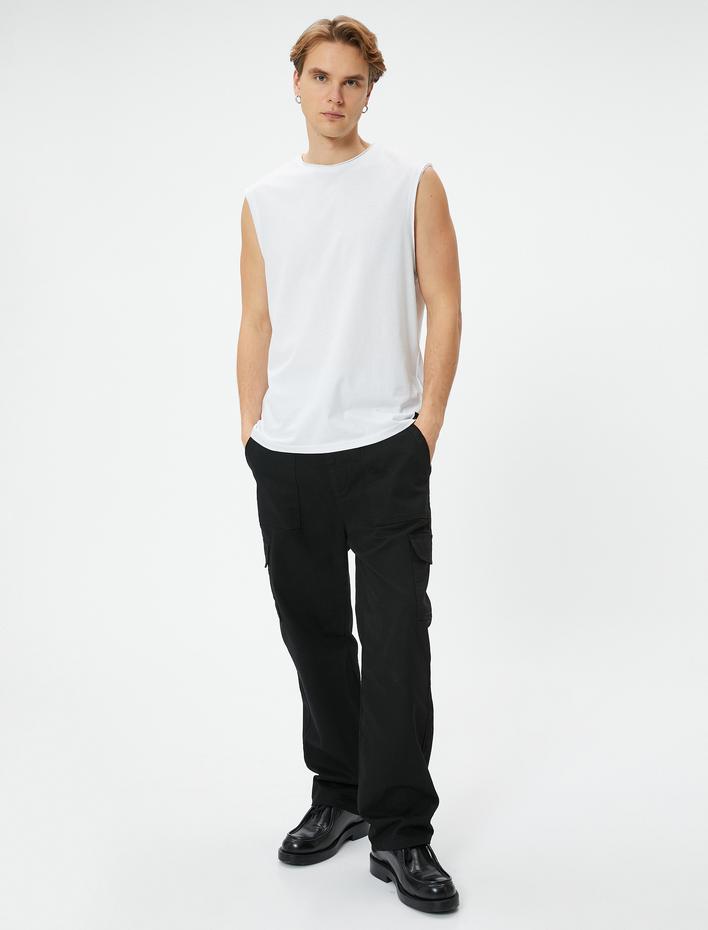  Basic Kolsuz Tişört Oyuk Kol Etiket Detaylı Bisiklet Yaka