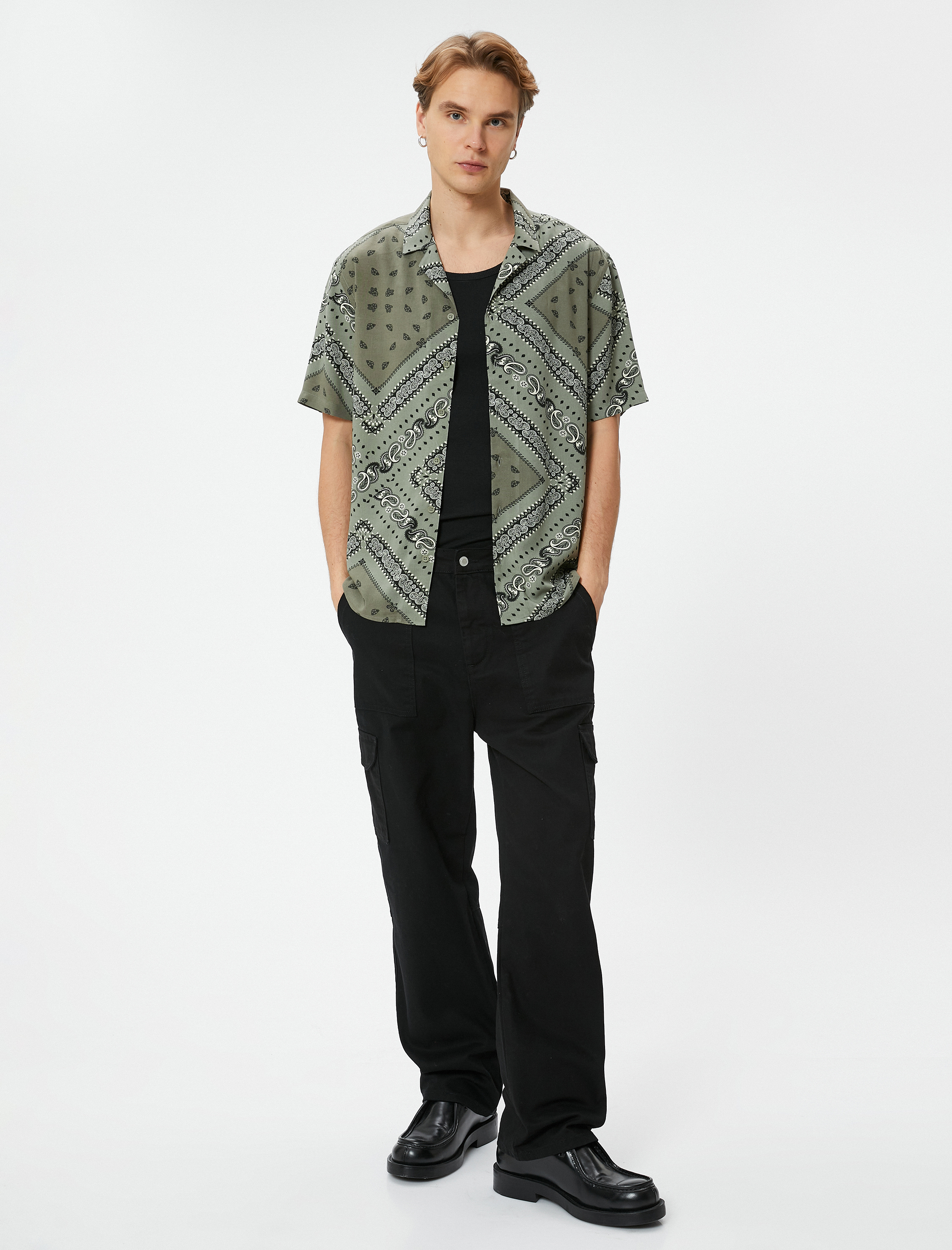 Vintage Gömlek Kısa Kollu Devrik Yaka Viskon Karışımlı Regular Fit