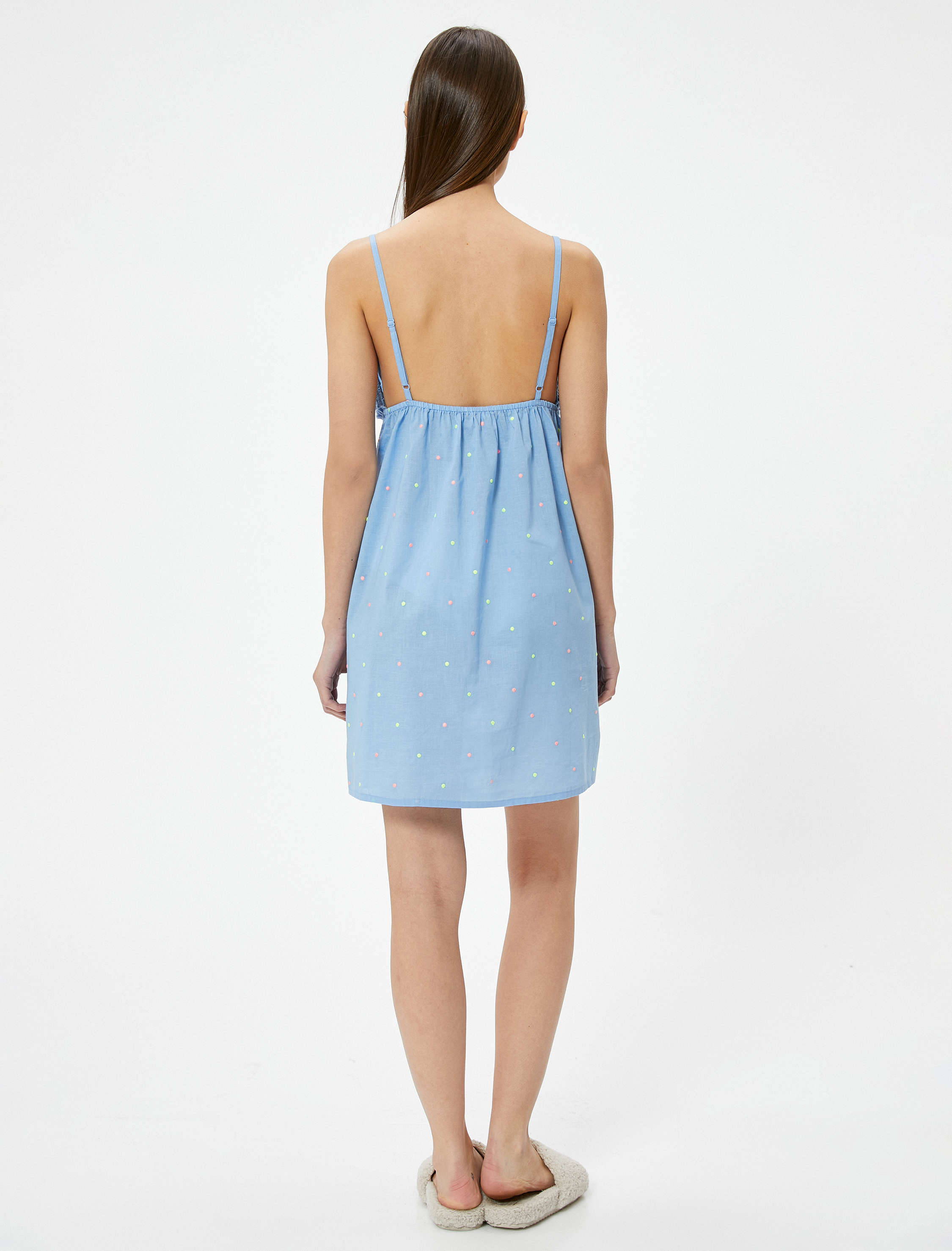   Askılı Gecelik V Yaka Minimal Nakışlı Fırfırlı Pamuklu