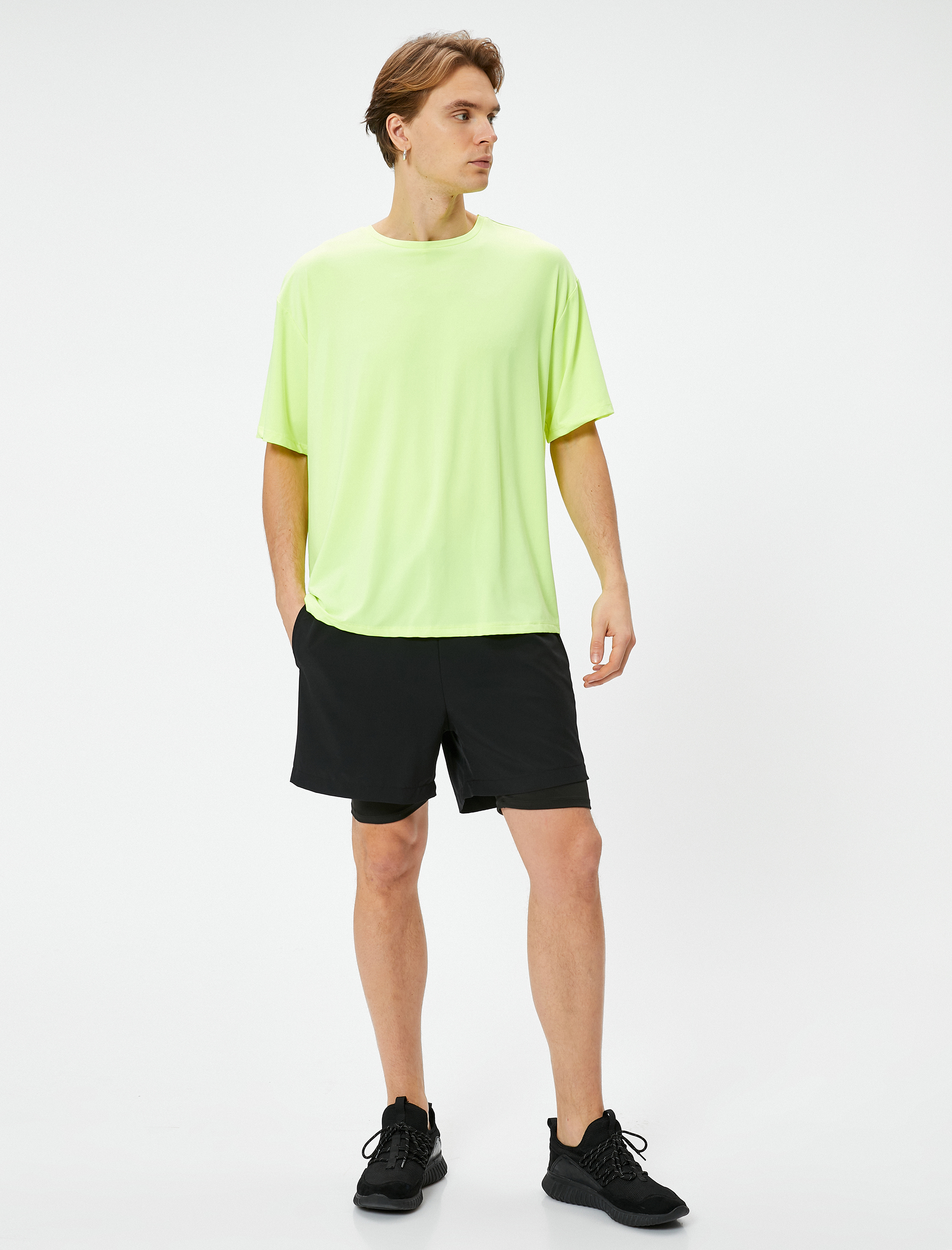   Taytlı Şort Spor Beli Bağcıklı Cep Detaylı