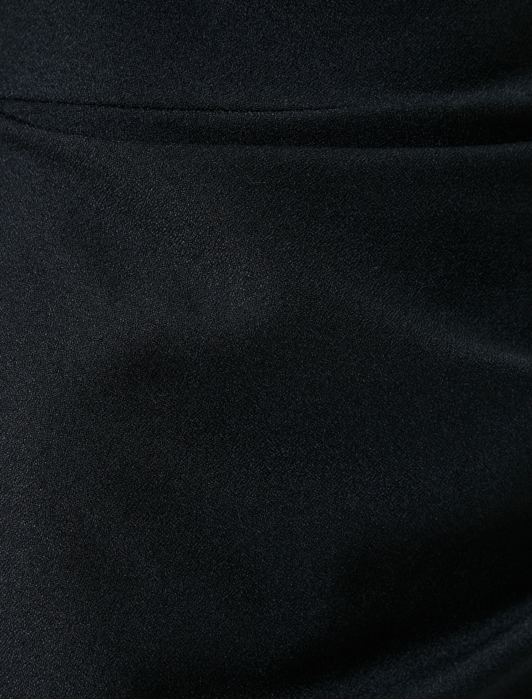   Kolsuz V Yaka Midi Boy Elbise Asimetrik Drape Detaylı