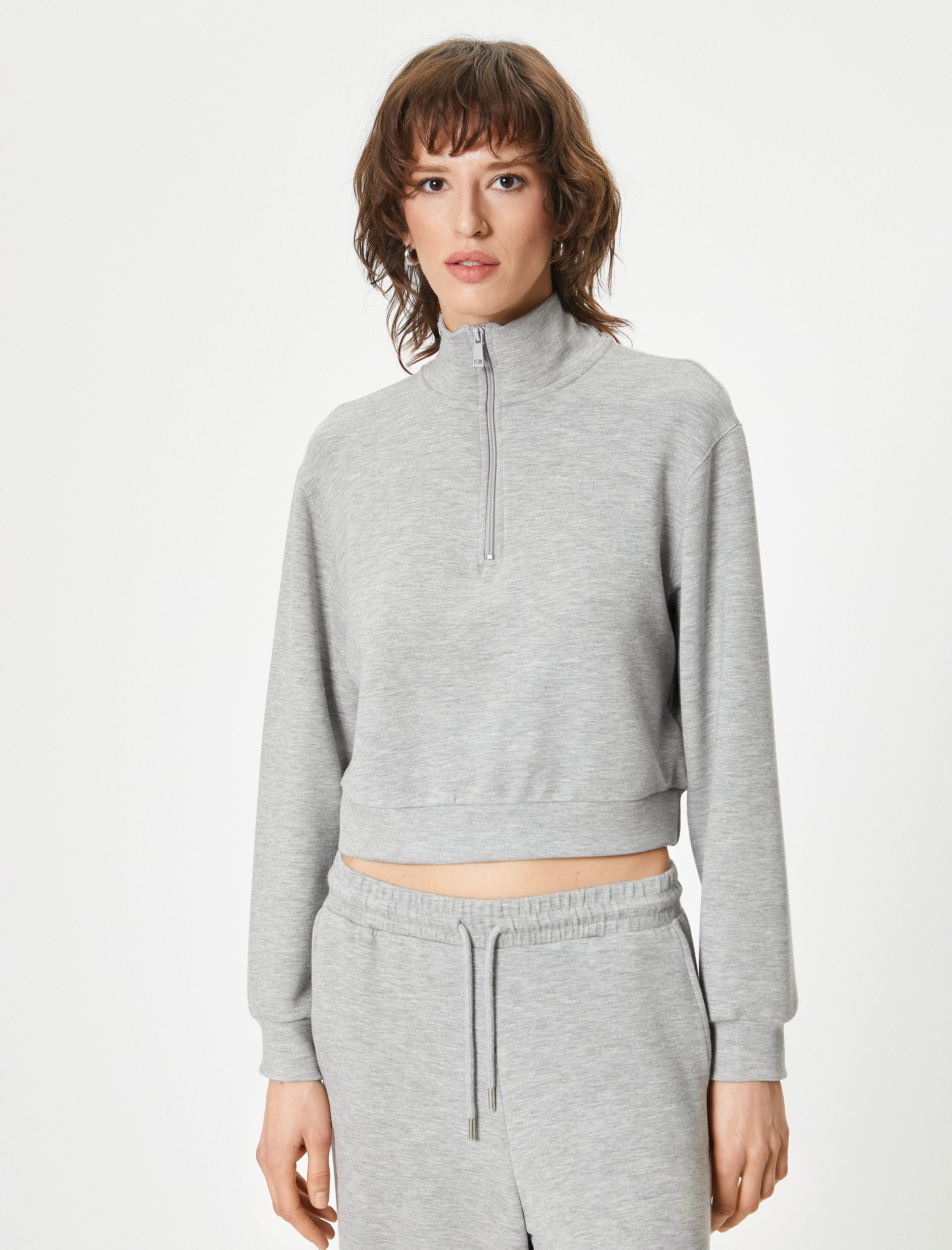   Yarım Fermuarlı Sweatshirt Dik Yaka Düşük Omuz Detaylı